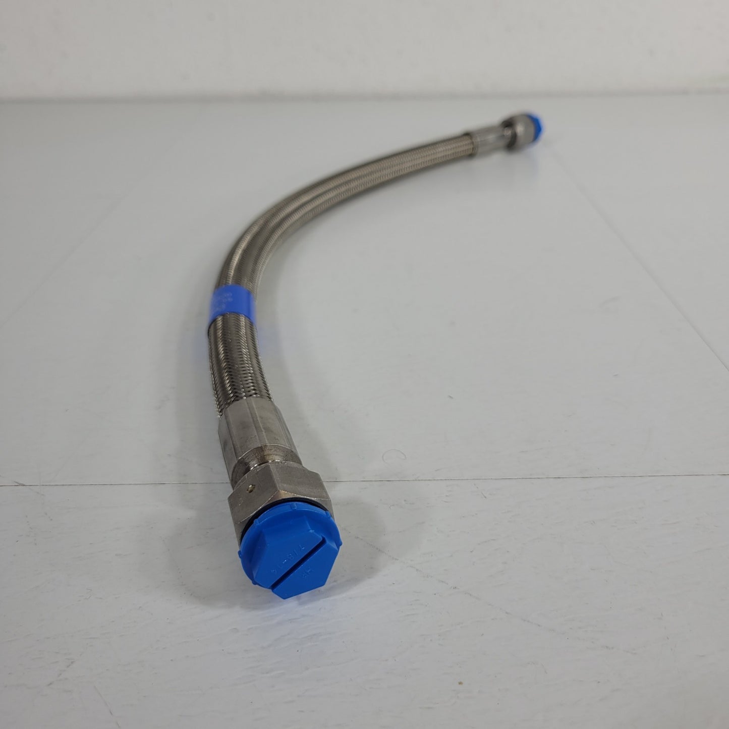 Swagelok SS-XT8VF8VF8-20 20.5" Stainless Steel Flexible Braided Hose 3001713