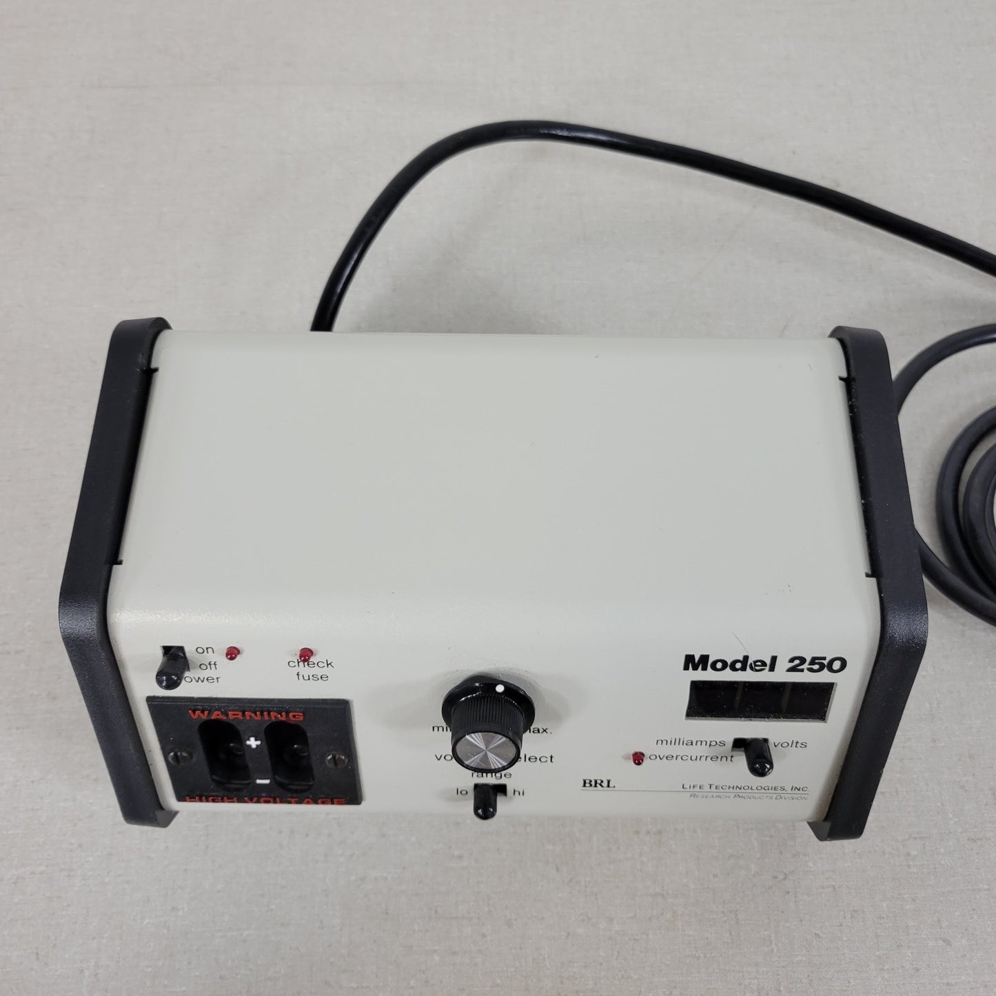 BRL Life Technologies 250 Electrophoresis DC Power Supply 115 Volts 1 Amp