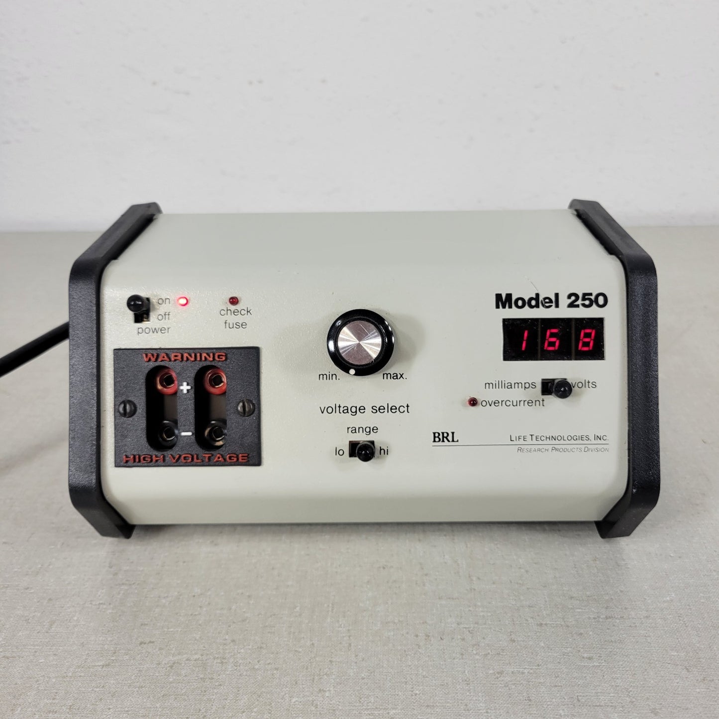 BRL Life Technologies 250 Electrophoresis DC Power Supply 115 Volts 1 Amp