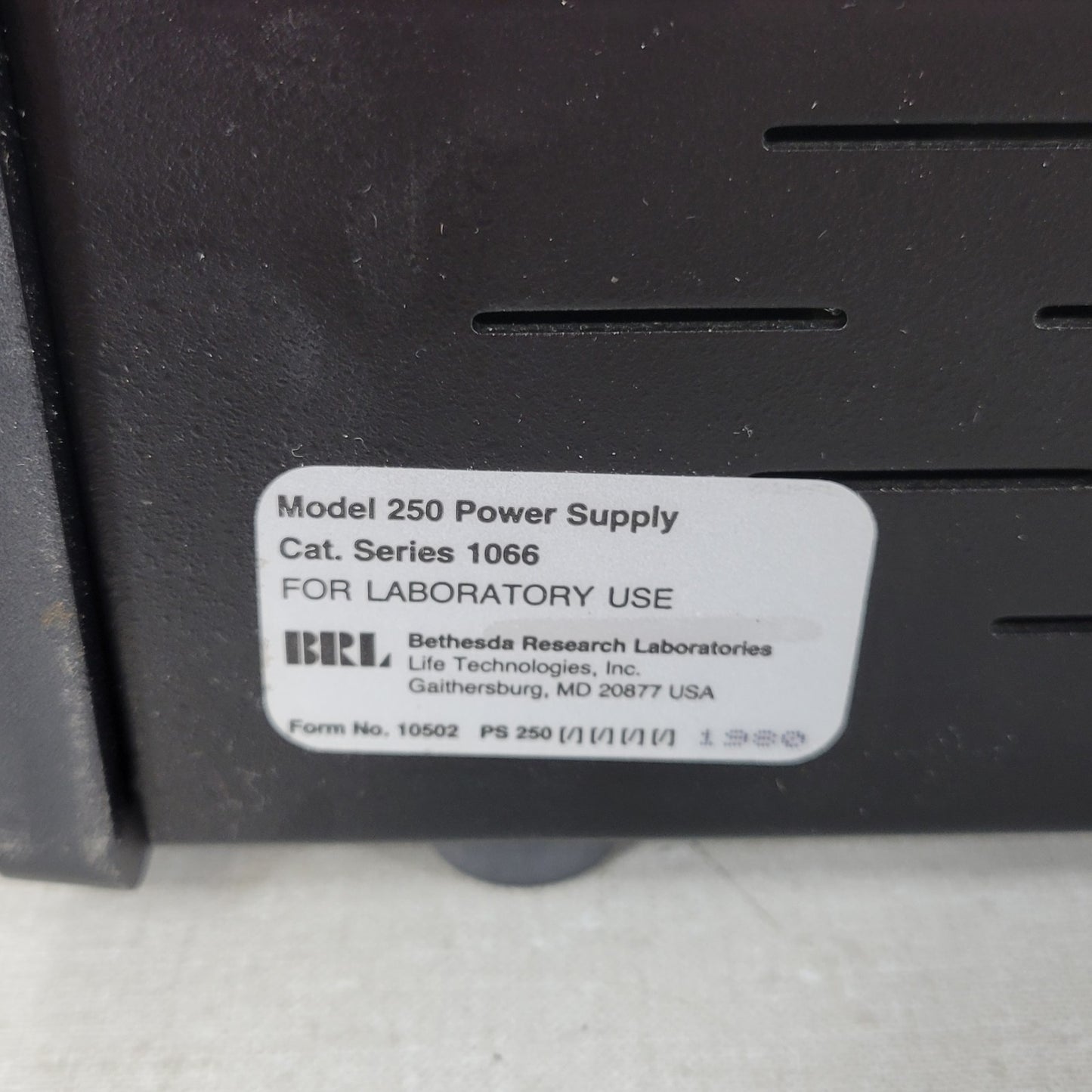 BRL Life Technologies 250 Electrophoresis DC Power Supply 115 Volts 1 Amp