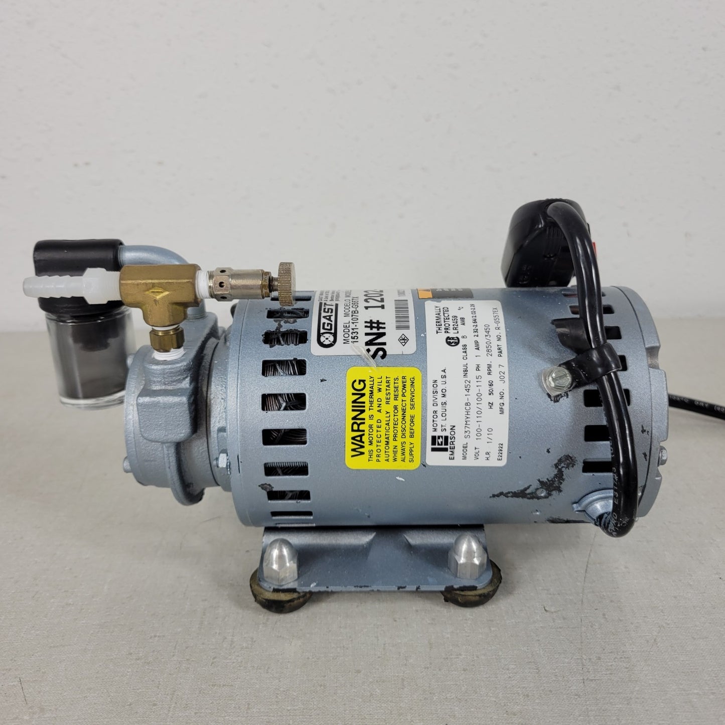 Thermo Andersen 10-709 Gast Bioaerosol Sampler Lab Vacuum Pump 50/60 Cycles HV