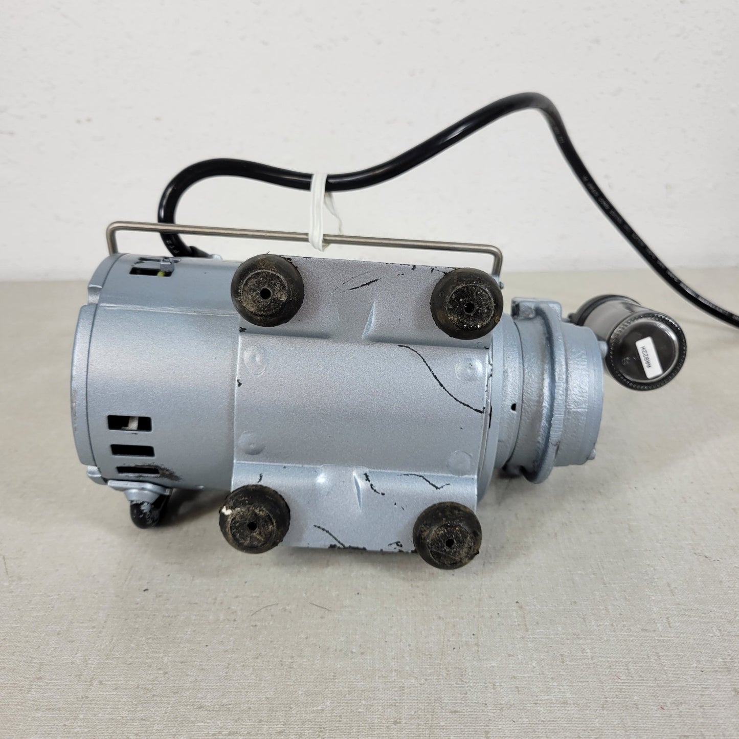 Thermo Andersen 10-709 Gast Bioaerosol Sampler Lab Vacuum Pump 50/60 Cycles HV