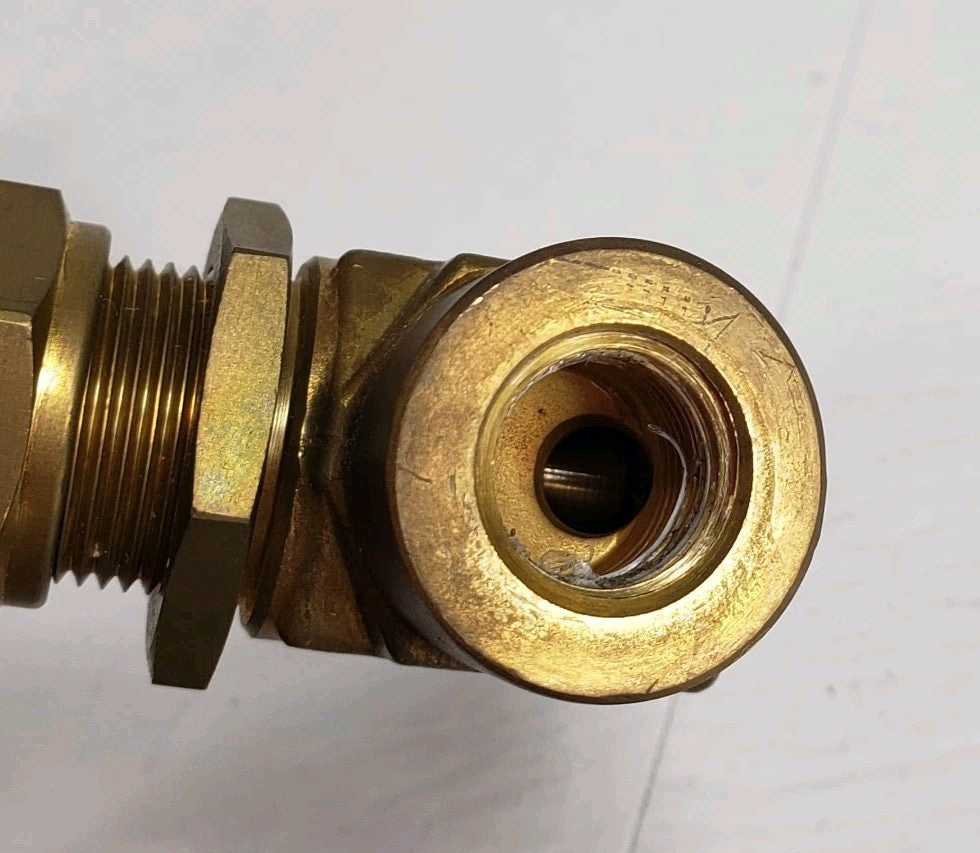 Swagelok B-1RF4 Manual Brass Needle Valve 1/4" Male NPT 366090001