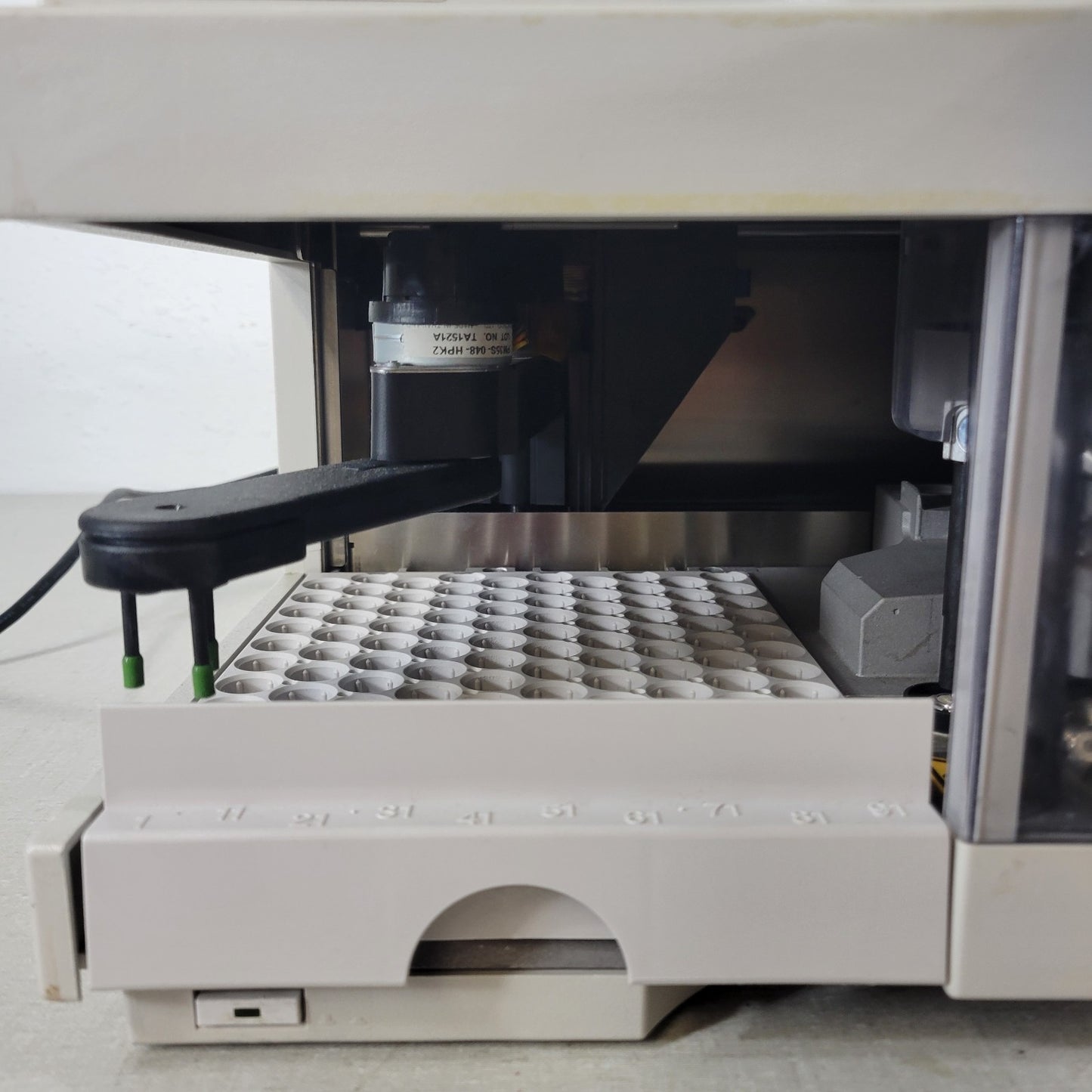 TESTED WORKS HP Hewlett Packard G1313A Vial Autosampler ALS Sampler HPLC 1100