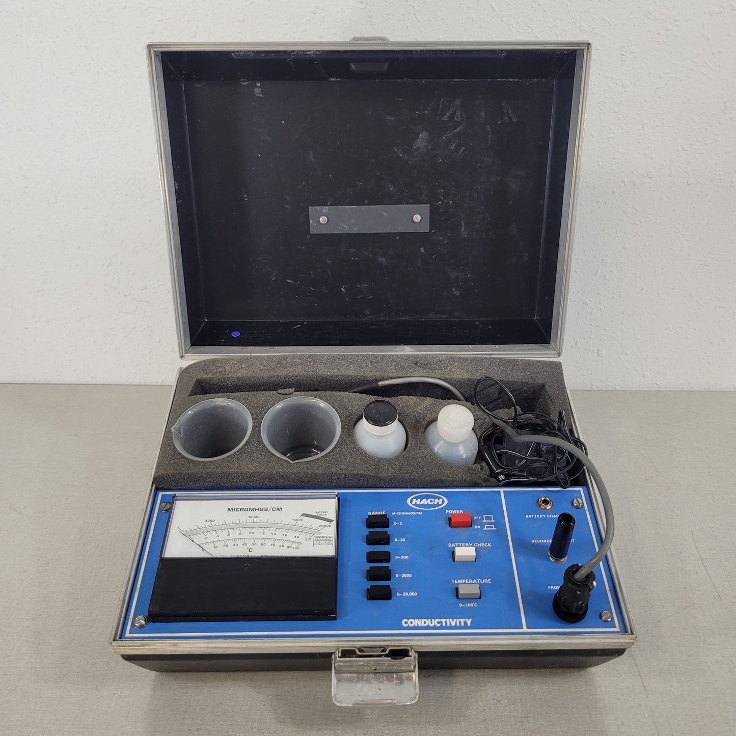 HACH Conductivity Portable Water Analysis Instrumentation 0-20000 micromhos / cm
