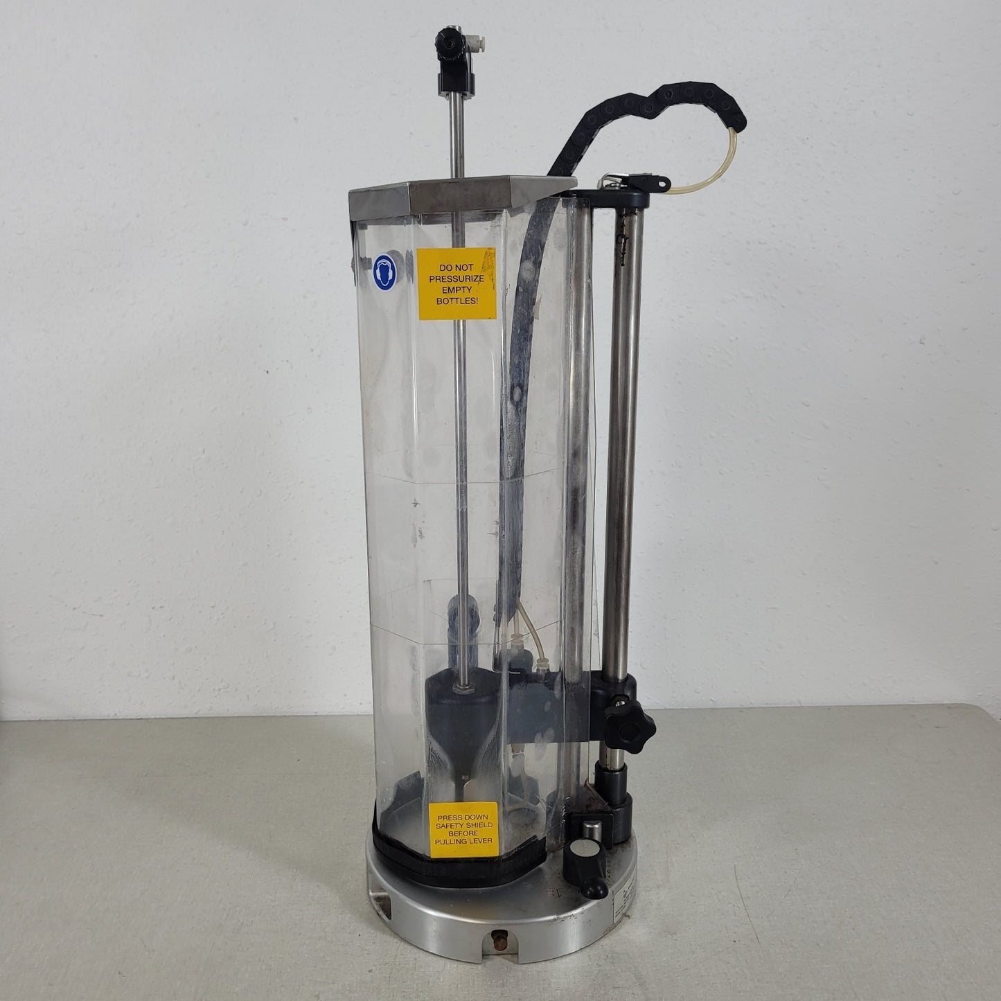 Anton Paar CarboQC Dissolved CO2 Meter & PFD Filling Sample Device w/ Manuals