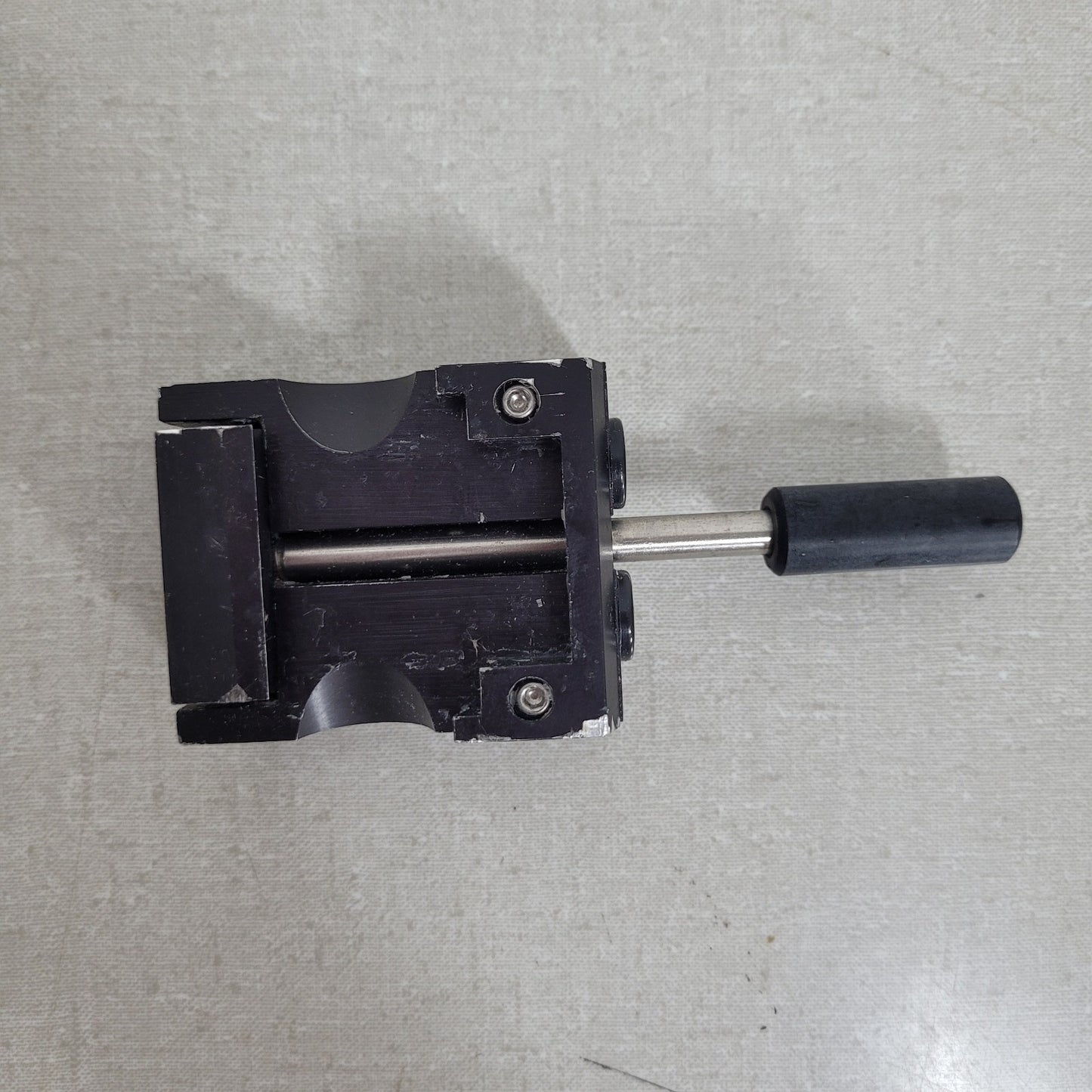AO Scientific 820 Rotary Microtome Specimen Slicing Device 1-50µm Instrument