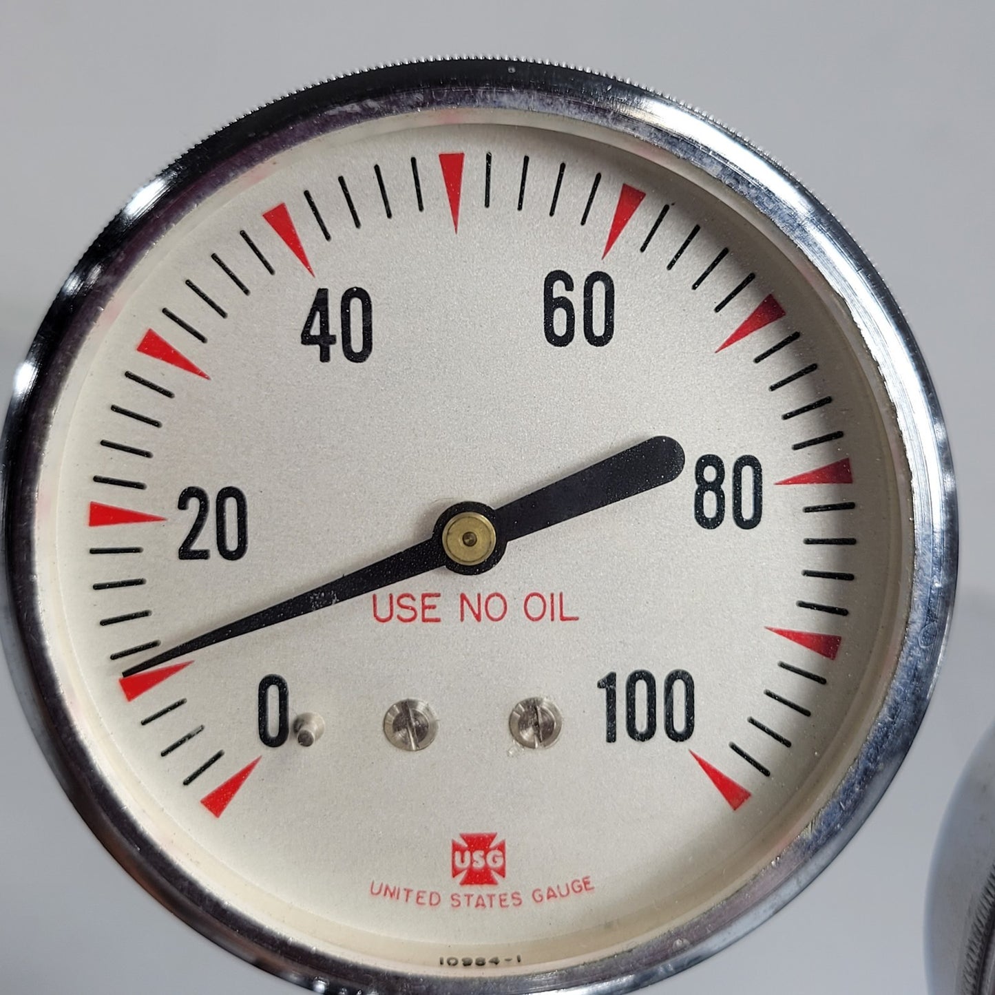 Kim Products 40310 Gas Regulator Pneumatic Dual Pressure Gauge Psi 4k CGA580