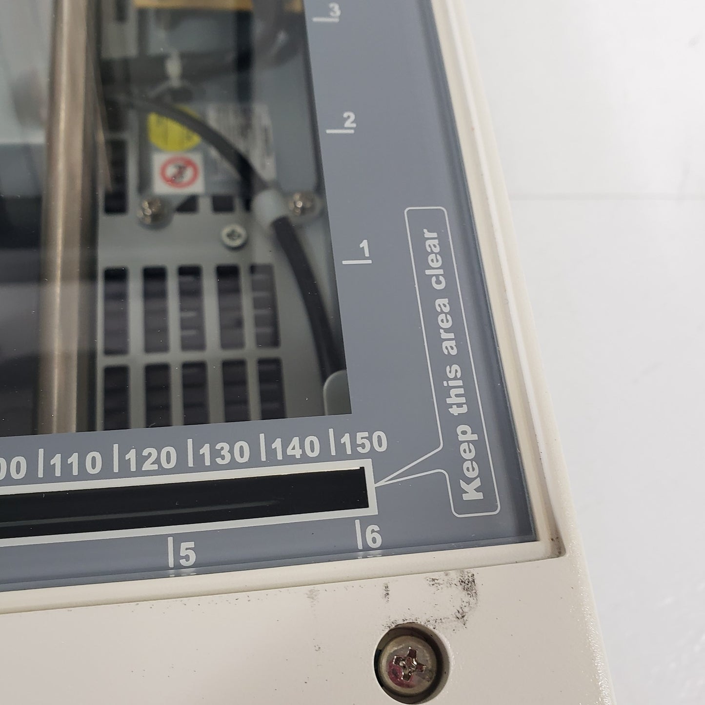 Powers On Microtek ScanMaker 9800xl TMA 1600 Large Format 6" x 7" Scanning Bed