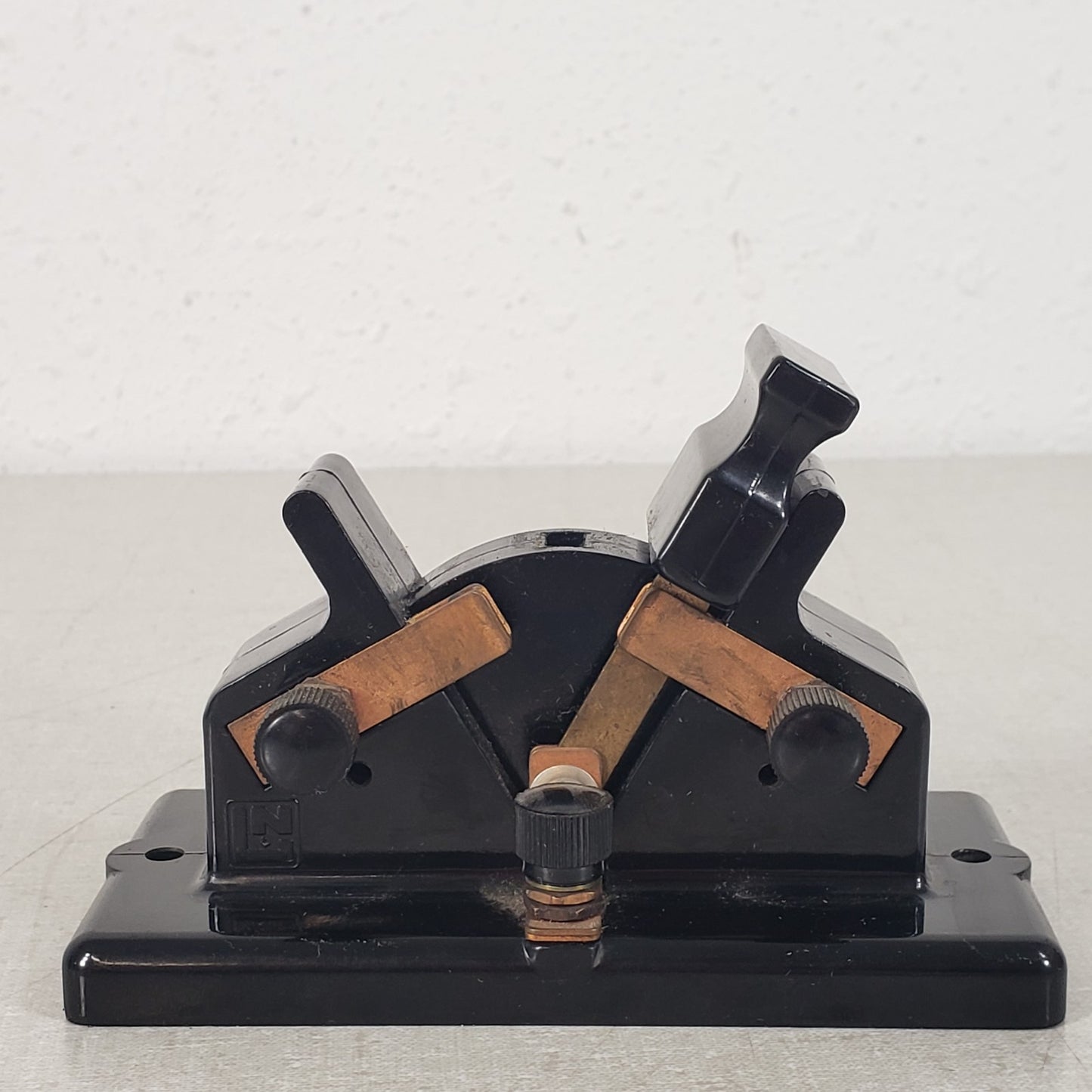 Vintage Leeds & Northrup Double Pole Bakelite Electric Knife Switch