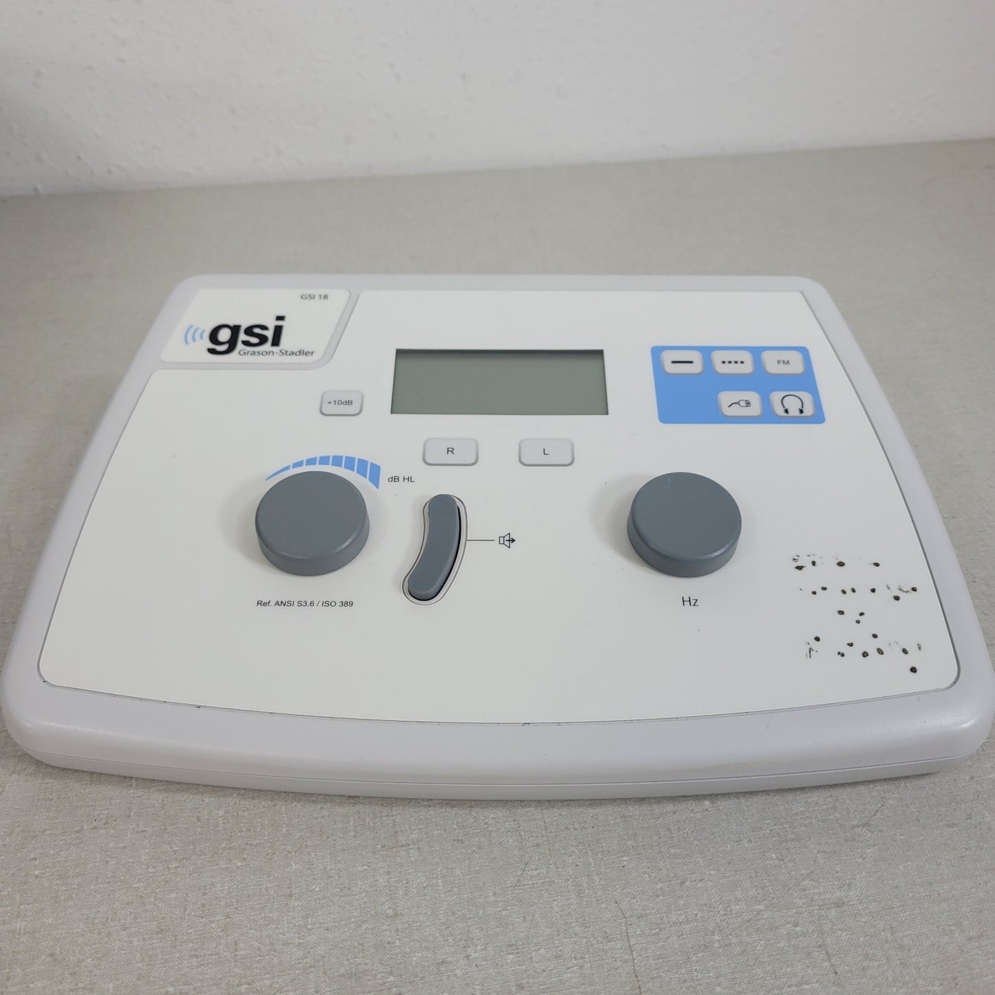 TESTED WORKS Grason Stadler GSI 18 Audiometer DC Power Brick Headphones Hearing