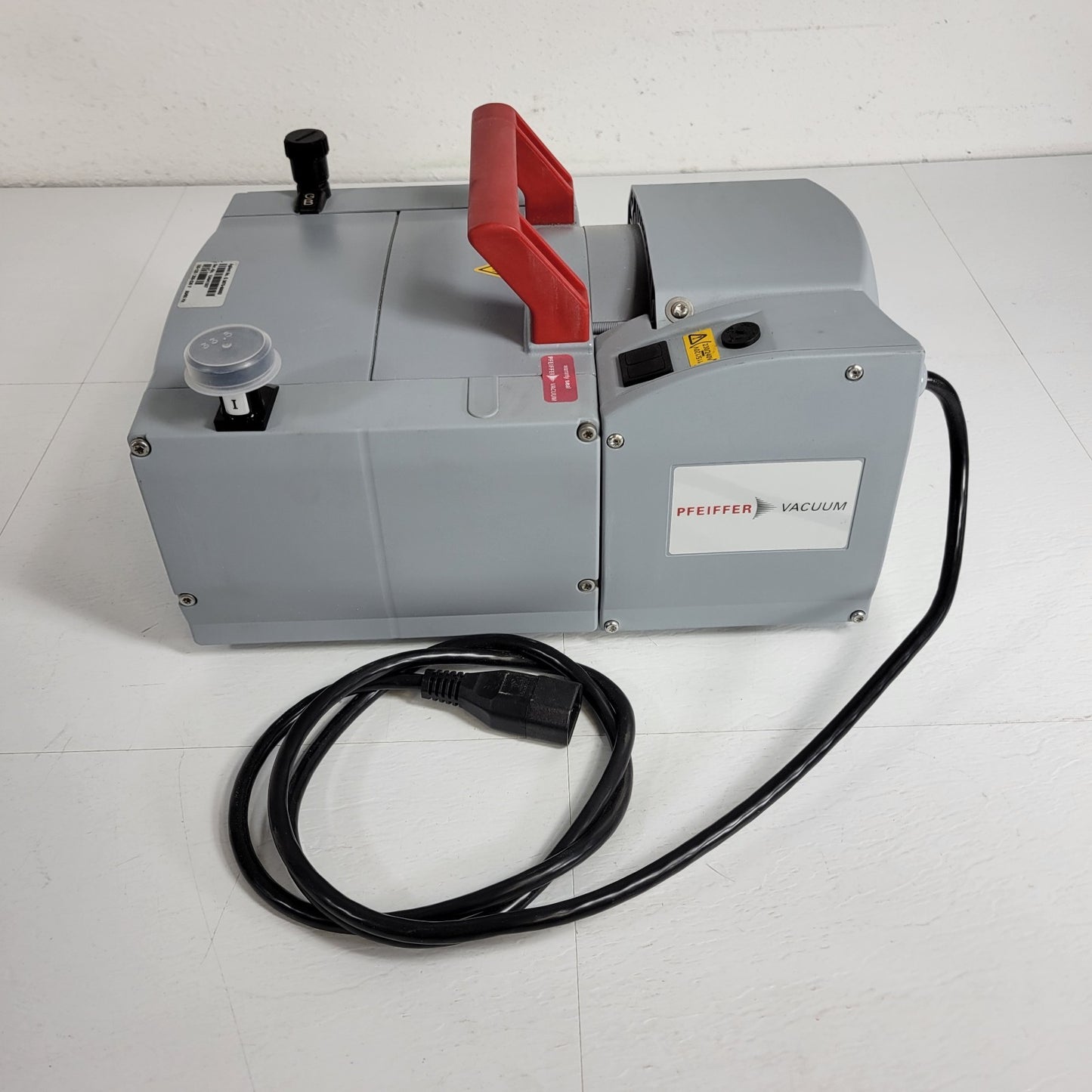 TESTED 1 mBar/750 mTorr Pfeiffer MVP 070-3 C Diaphragm Dry Vacuum Pump Corrosive