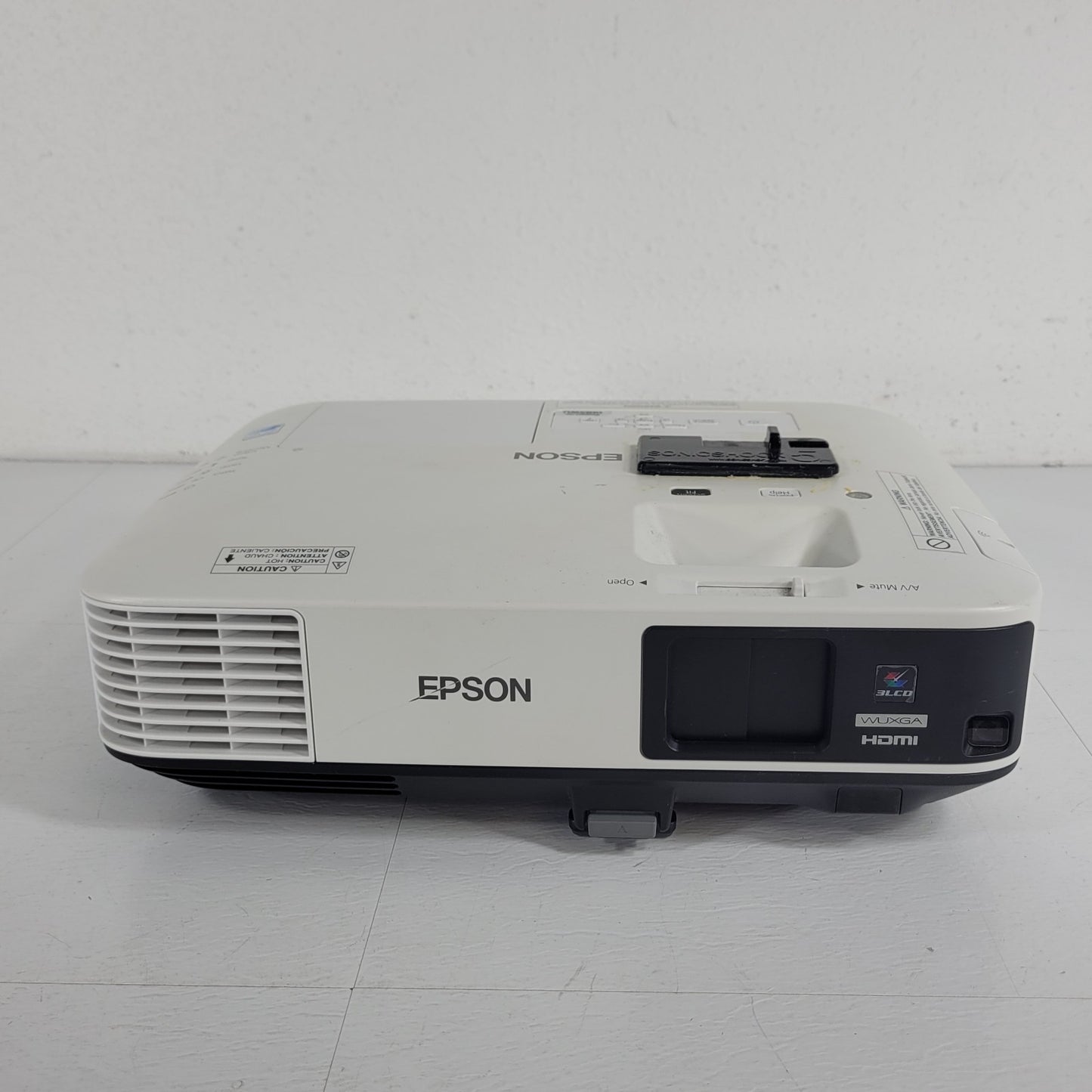 Epson PowerLite 1985WU Projector Less Than 2800 Hours 4800 Lumens 1920x1080 HD