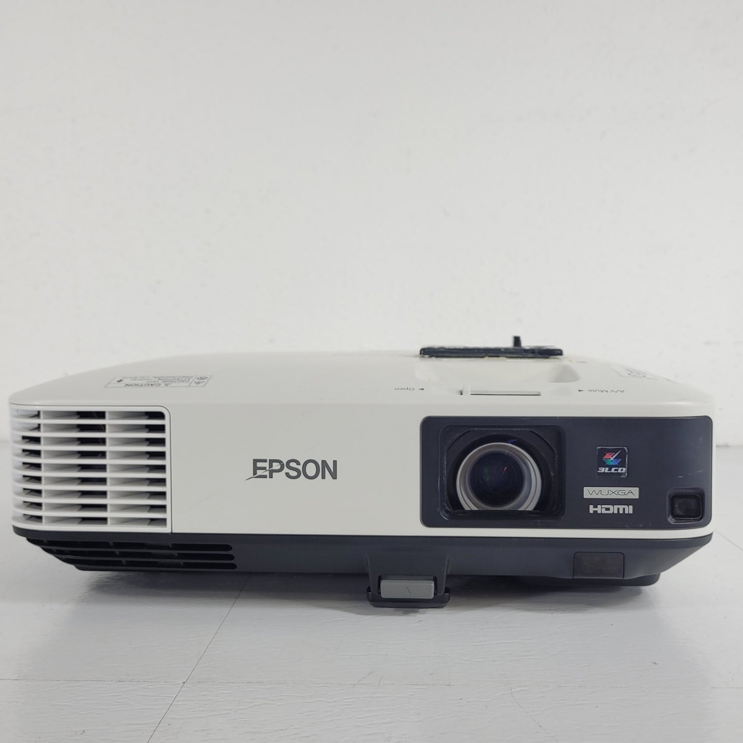 Epson PowerLite 1985WU Projector Less Than 2800 Hours 4800 Lumens 1920x1080 HD
