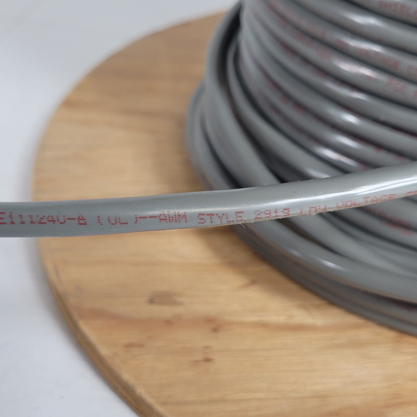 PRICE PER FOOT - Carol Wire 22 AWG 3PR PP/PVC 30V Shielded Aluminum Wire 2919