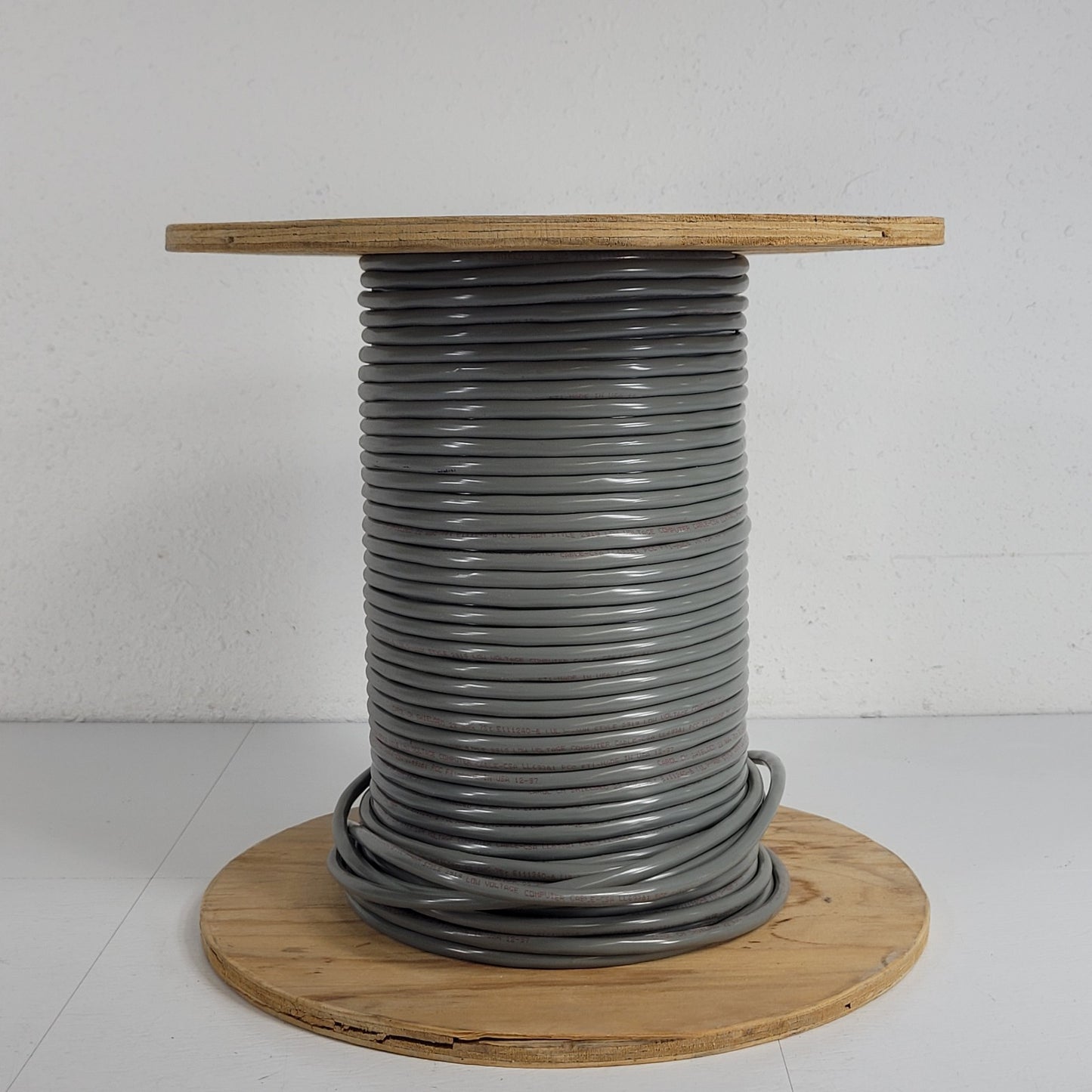 PRICE PER FOOT - Carol Wire 22 AWG 3PR PP/PVC 30V Shielded Aluminum Wire 2919