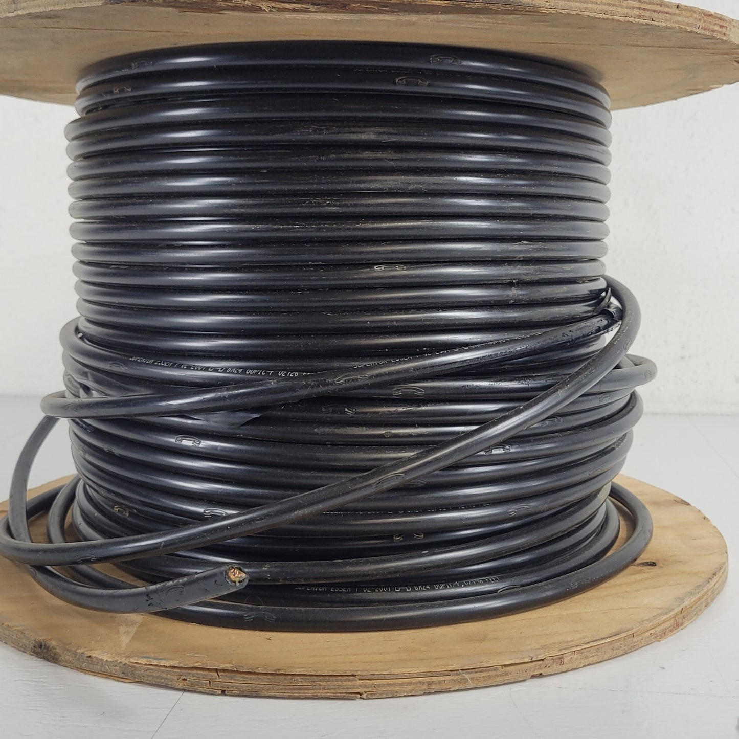 PRICE PER FOOT -Superior Essex 1 02-2001 6x24 Gopic-F Telephone Water Resistance