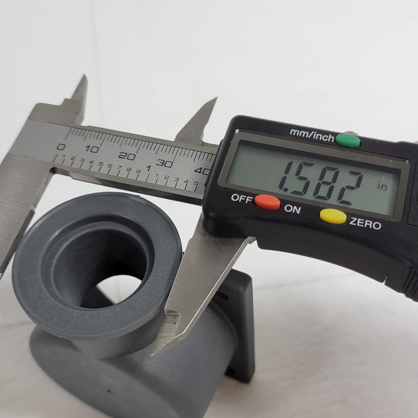 PFEIFFER VACUUM Angle Port Works With Oil Mist Eliminator OME-25-S ISO KF25 NW25