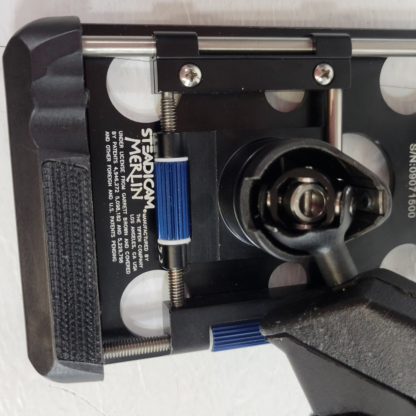 Steadicam Merlin Handheld Camera Stabilization Rig With Case