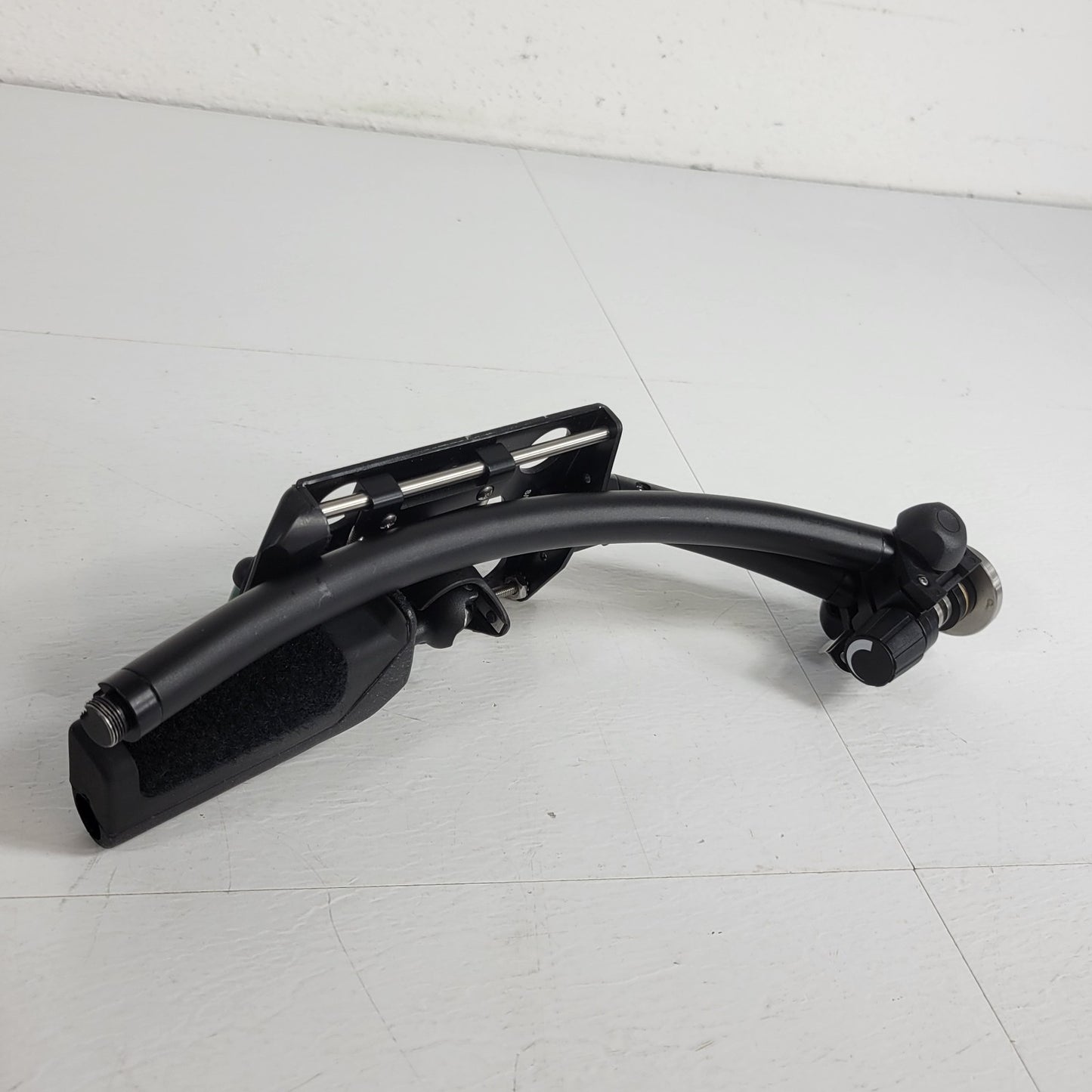 Steadicam Merlin Handheld Camera Stabilization Rig With Case
