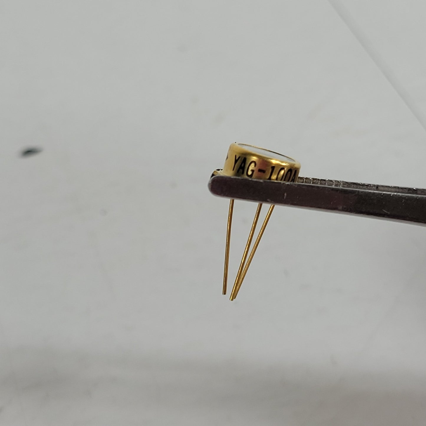 EG&G YAG-100A Photodiode With Case P-type Si PIN Hermetically Sealed TO packages