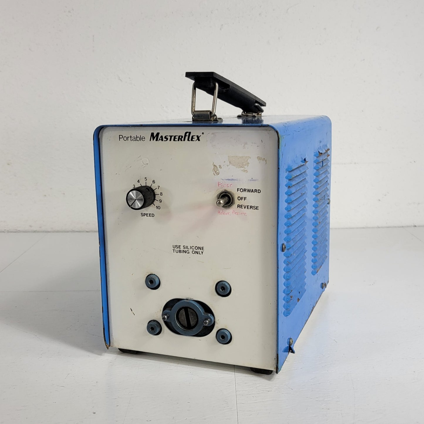 PARTS Cole Parmer Portable Masterflex 7533-40 Peristaltic Pump 12VDC 2.5AMP