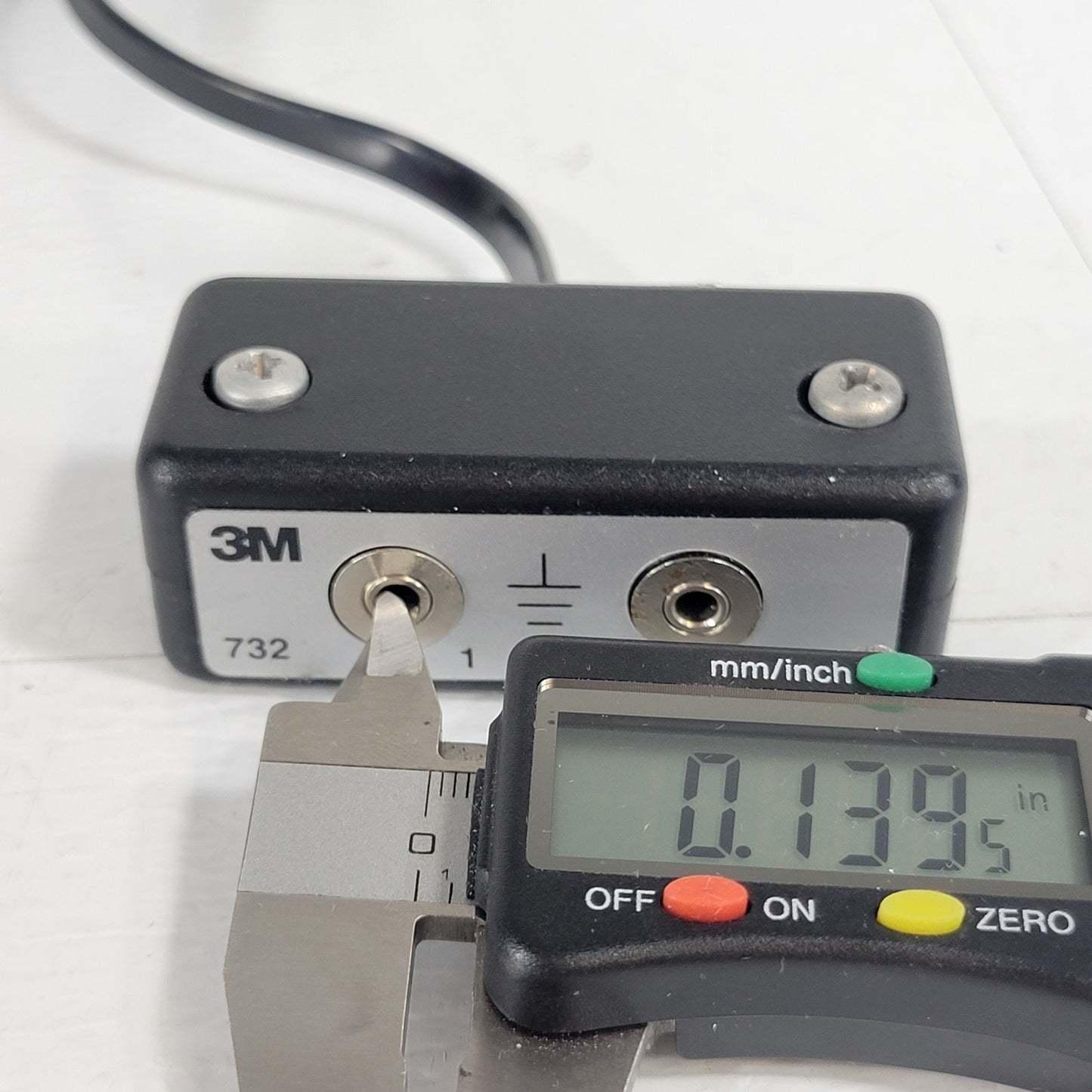 3M 732 Dual Remote ESD Wrist Strap Input Jack Kit for 724 Workstation Monitor