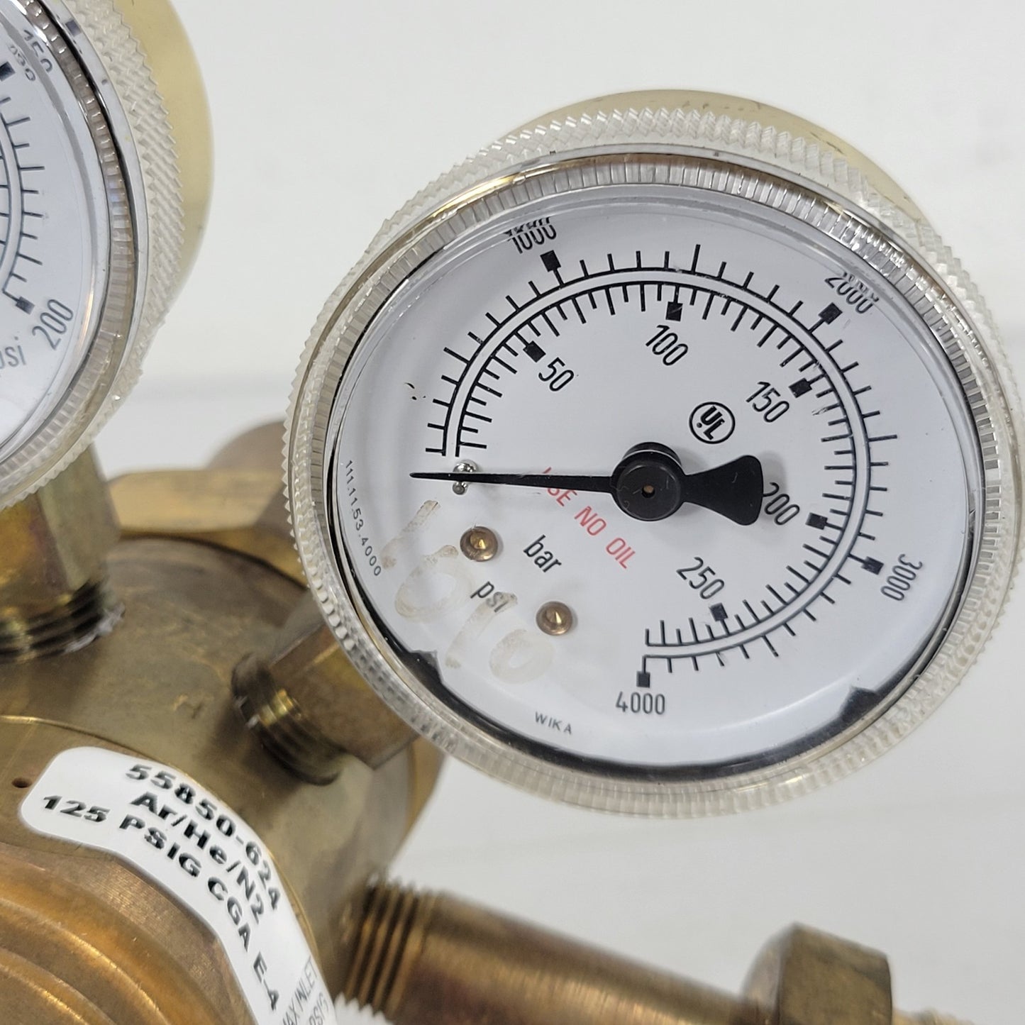VWR Regulator 55850-624 Ar/He/N2, 125 PSIG CGA E-4 CG-580 Inlet Brass Regulator