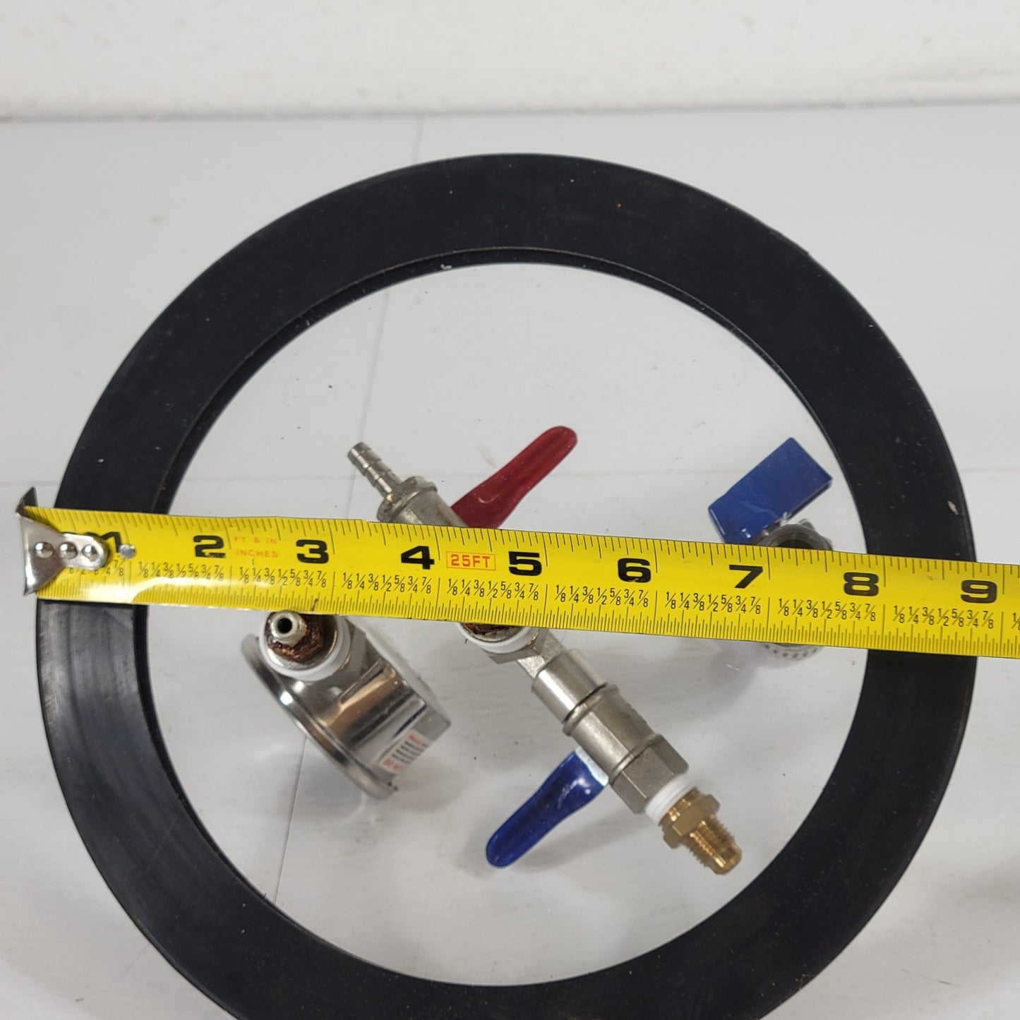 Vacuum Chamber Acrylic Lid 8-3/4" Diameter 1/4" Air Fitting Vac Pressure Gauge