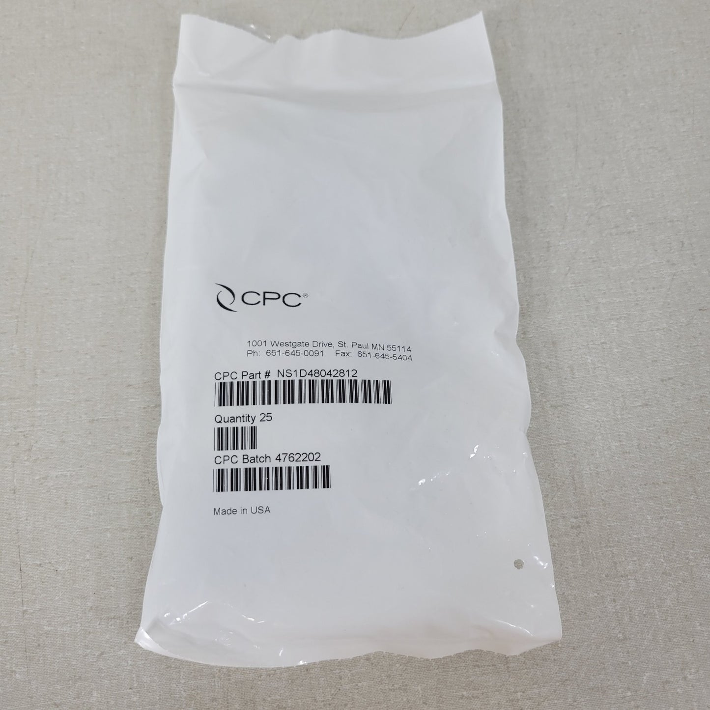 *Lot of 25* CPC NS1D48042812 1/4-28 Flat Bottom Port Valved Panel Mount Coupling