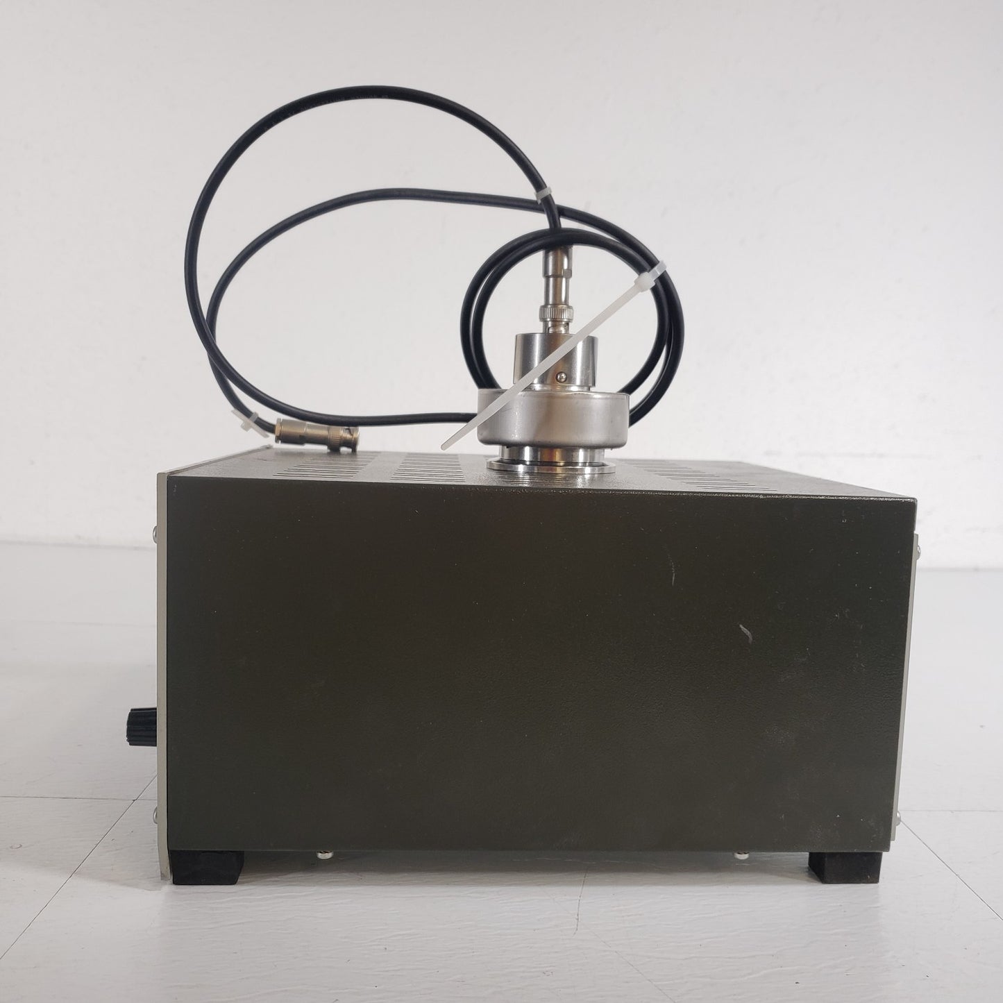 Balzers PKG 020 Pirani-Cold Cathode Vacuum Controller Balzers w/ IKR 020 Gauge