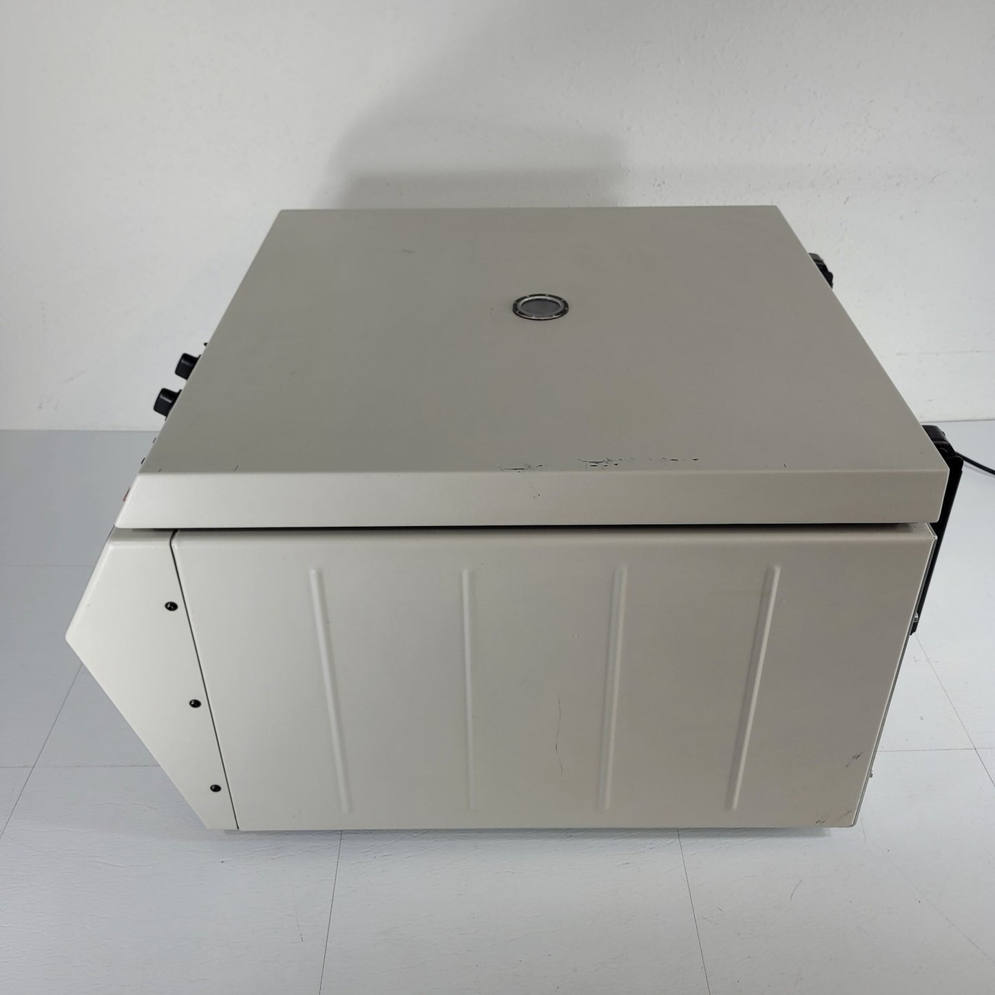TESTED Beckman Coulter Allegra 6 Centrifuge 8000RPM Max w 3750RPM Rotor, Manuals