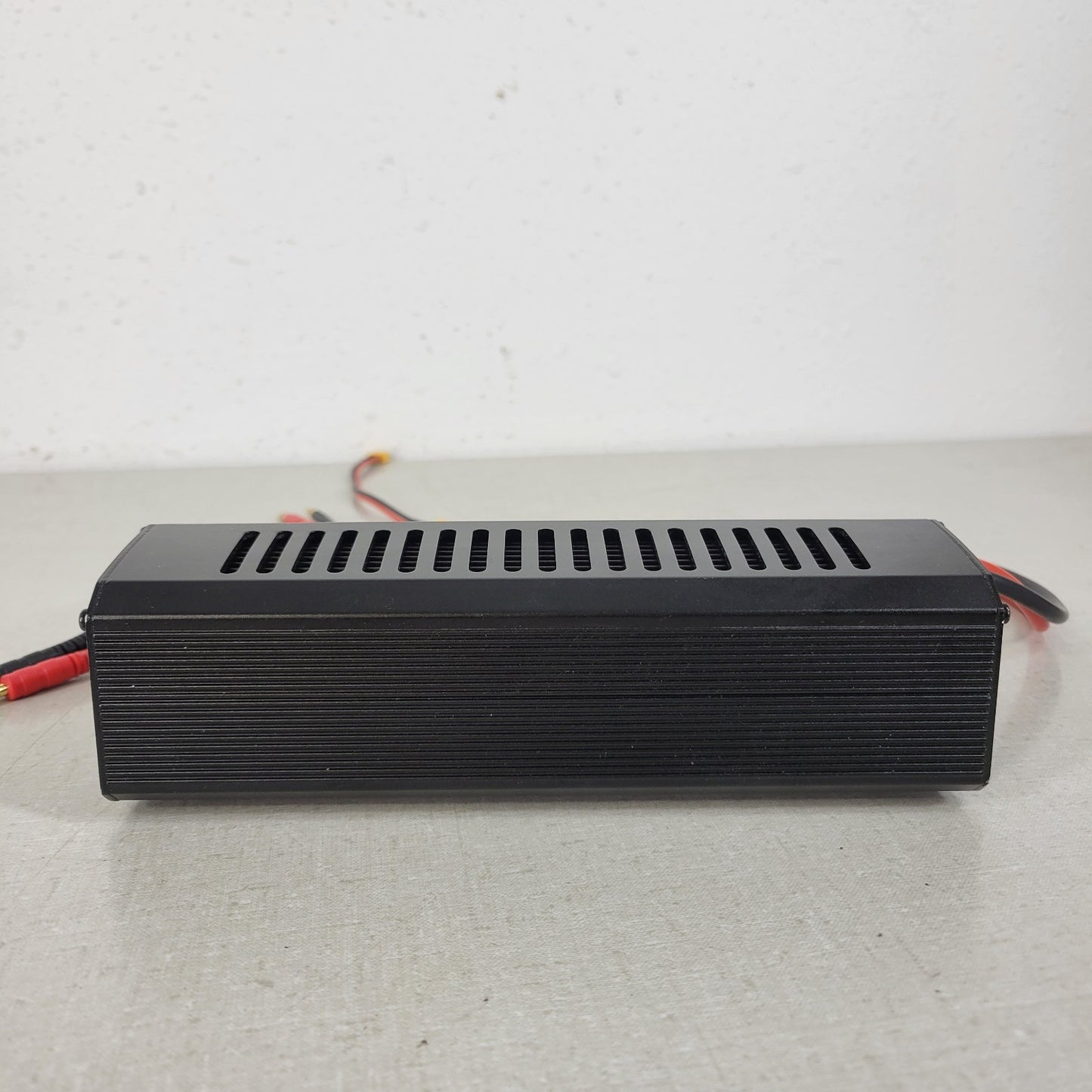 Hitec X2 400W DC Dual Multi-Charger MaxAmps 12V DC Power Supply XH TP/FP Adapter