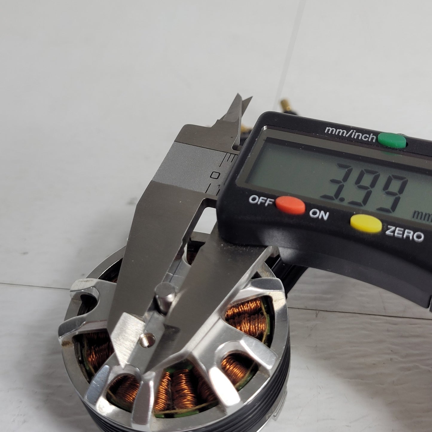 KDE Direct 4012 XF 400 Kv 24P D5 Brushless Motor Neodymium N45UH
