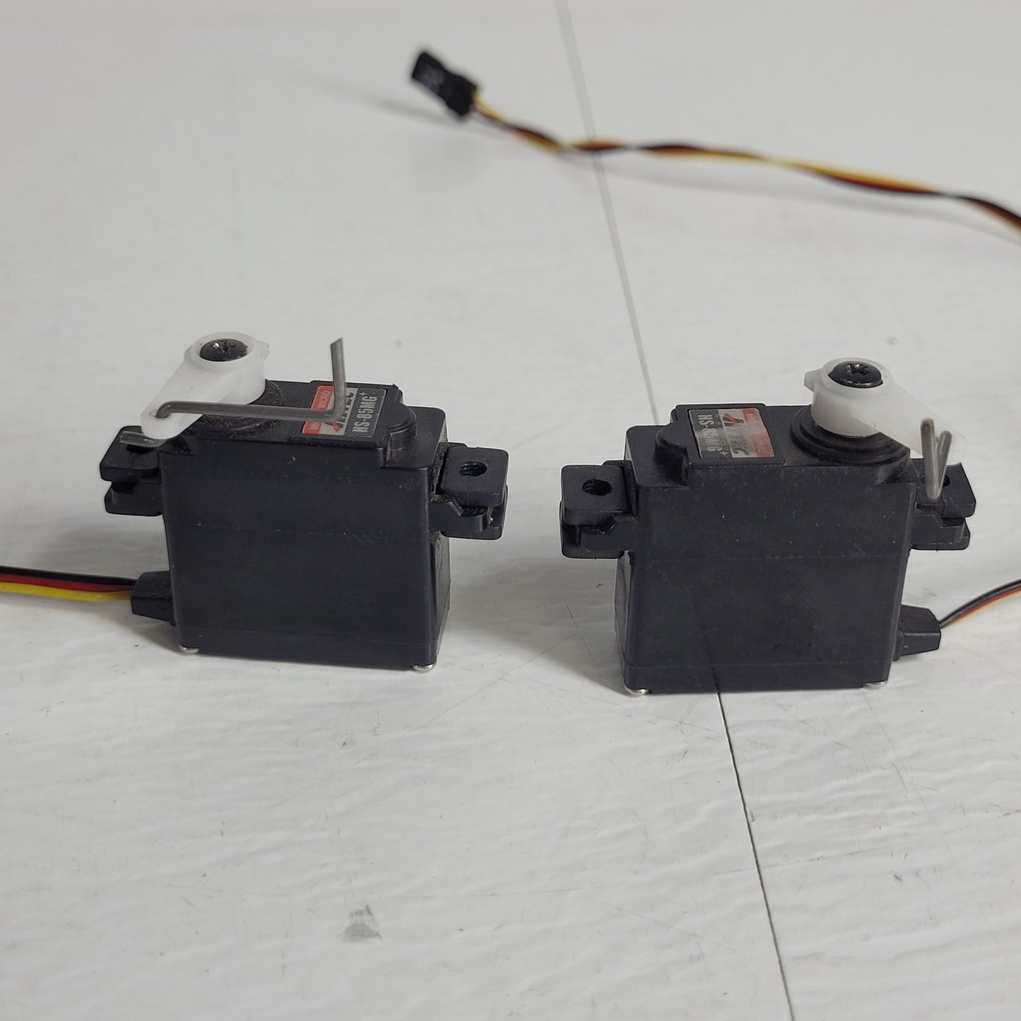 Hitec HS-85MG Mighty Micro Metal Gear Ball Bearing Servo 2-Pack HS85MG Drone