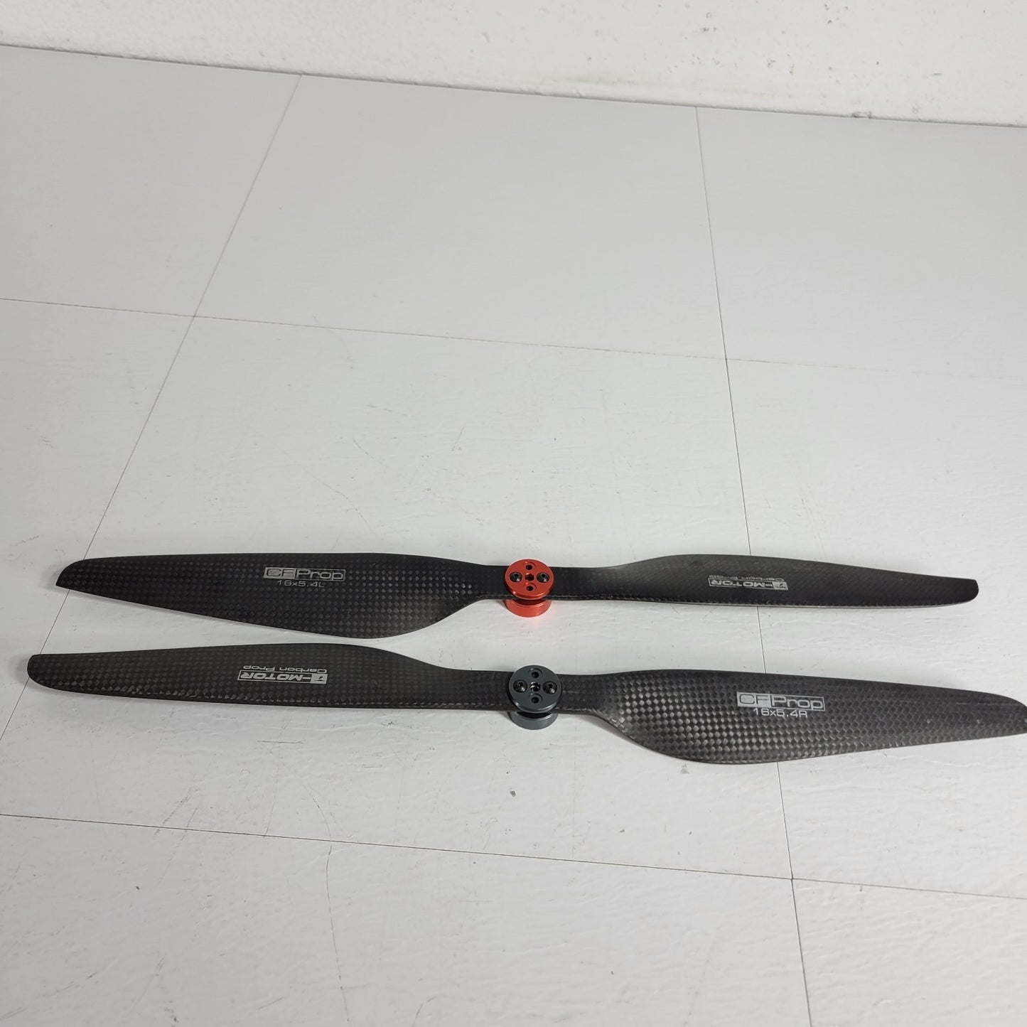 T-Motor 16x5.4 Carbon Fiber Propeller Pair (1 Left, 1 Right) Multirotor Drones