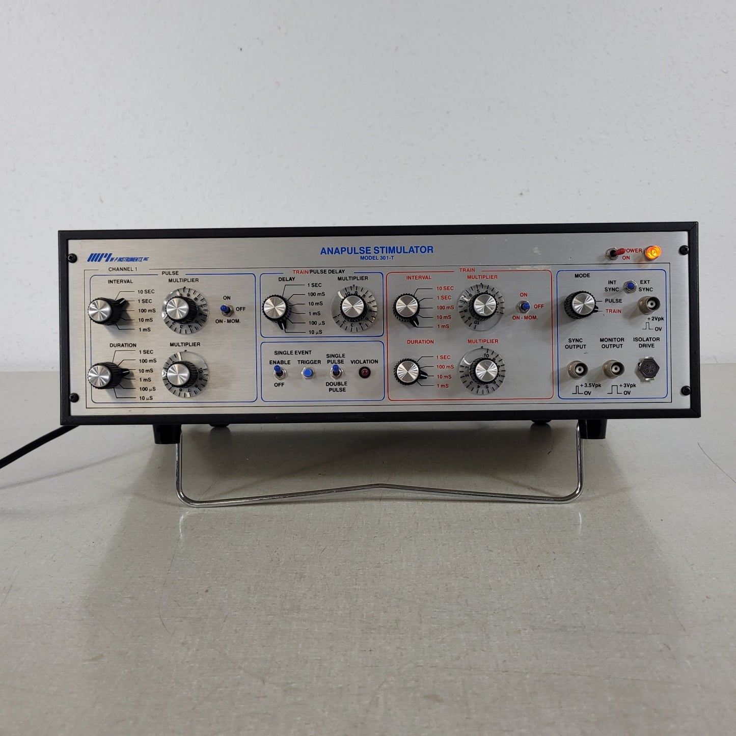 World WPI 301T-B Anapulse Stimulator Accurate Electrophysiology Research System