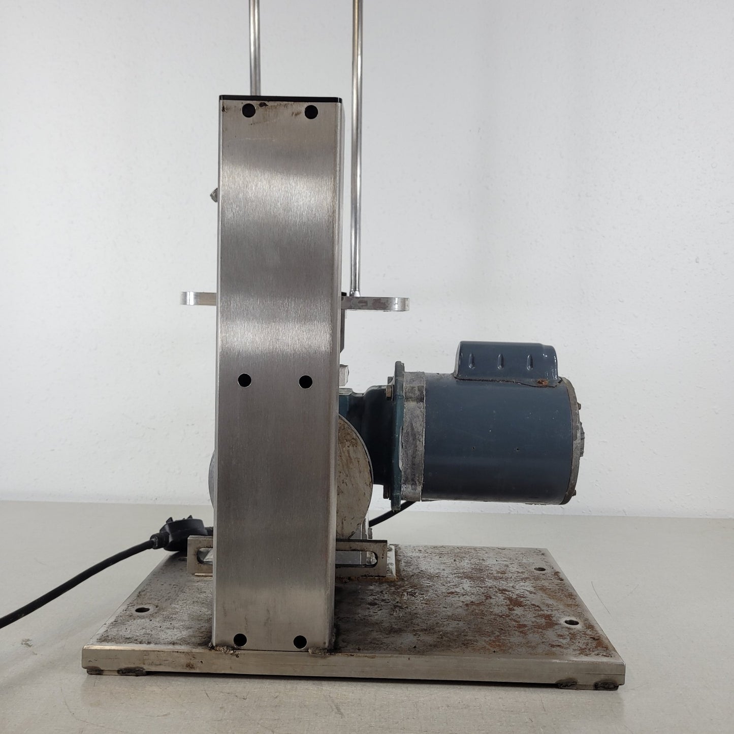TESTED Heavy Duty Vertical Shaker Marathon Electric 1/4 HP Motor Tigear 2
