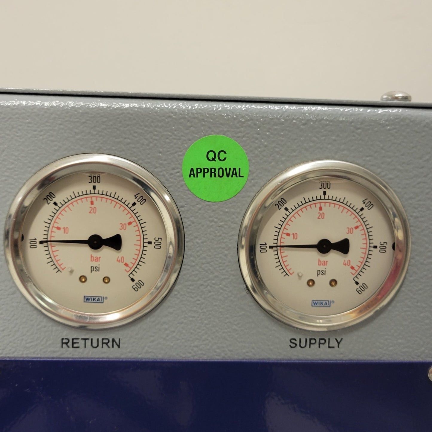 OXFORD INSTRUMENTS Cryo Helium Compressor M600 Three Phase Power J1 Remote 91-00
