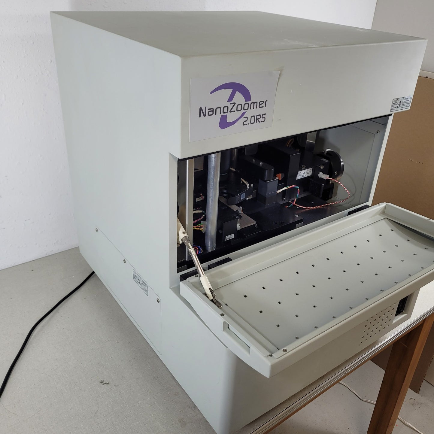 Hamamatsu NanoZoomer 2.0RS C10730-12 Ultraviolet Microscope No Software Included