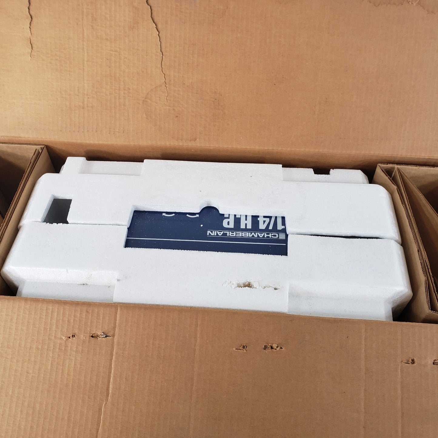 Chamberlain 1100 1/4 HP Horse Power Garage Door Opener New Open Box