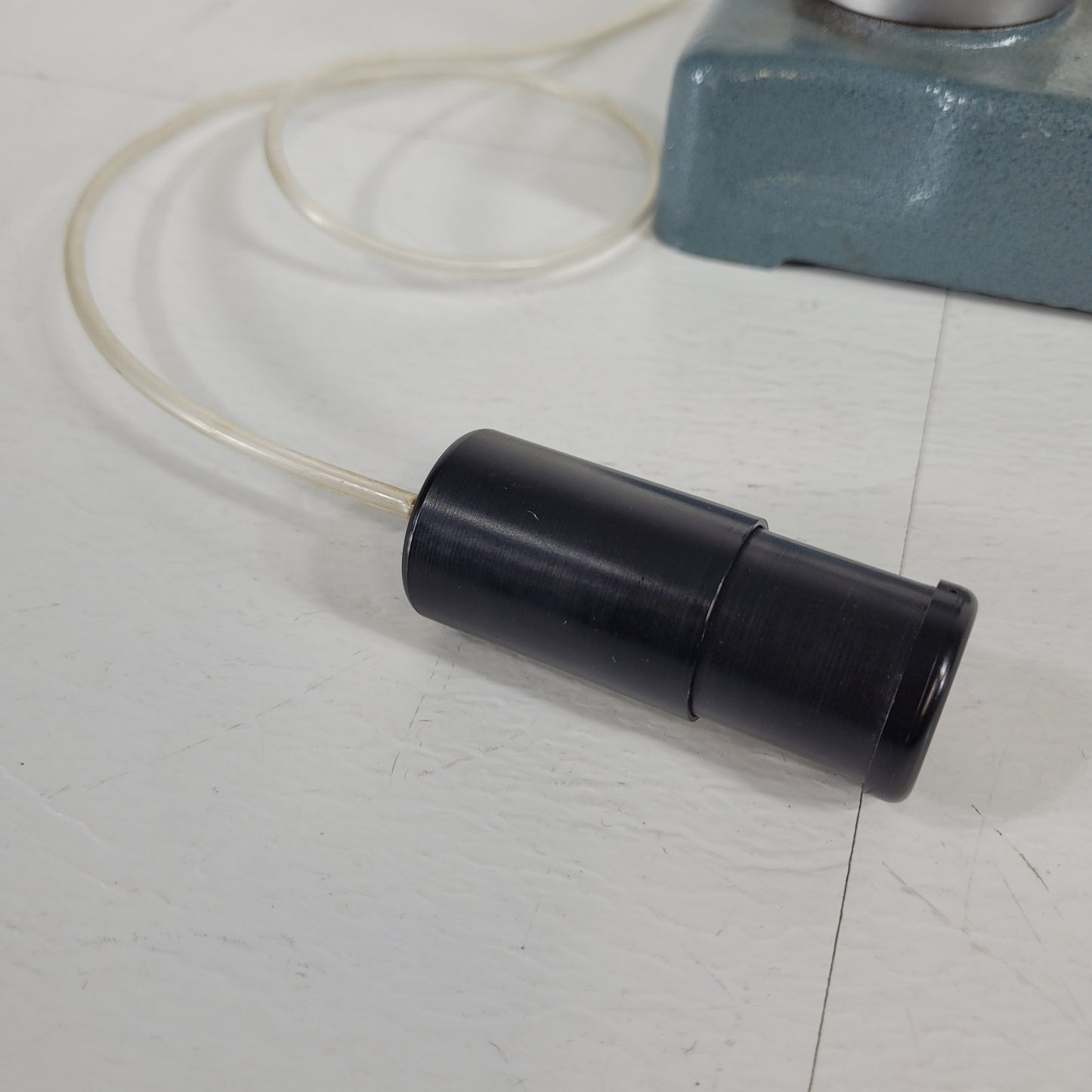 TESTED Mitutoyo 519-605-1 Digital Micrometer High Precision 5-Decimal Gauge