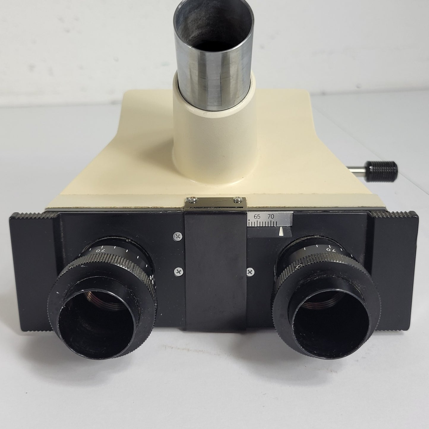Vintage Bio-Rad UMA-500 Trinocular Microscope Head Adjustable Uses 22mm Eyepxs