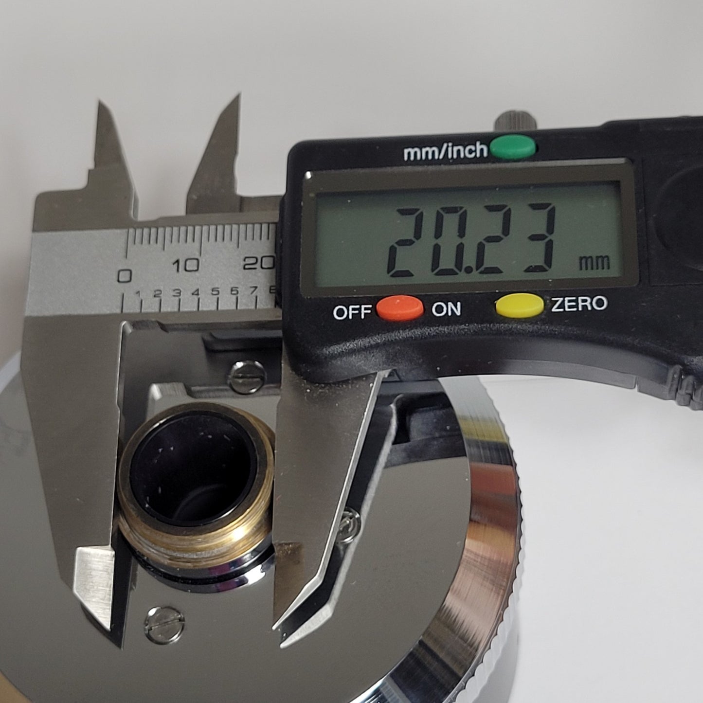 BIO-RAD 15x IR Infrared Microscope Objective For UMA 500 w/ 20mm Mount