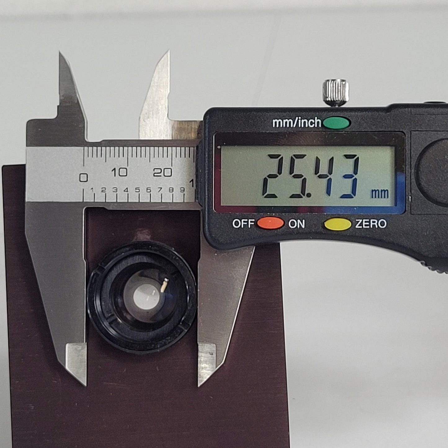 Bio Rad UMA 500 Spectroscopic Microscope Lamp Housing 25mm Mount