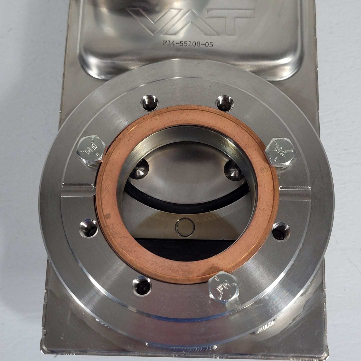 VAT F14-55108-05 Manual Gate Valve DN63CF 4.5" CF SS Ultra High Vacuum Conflat