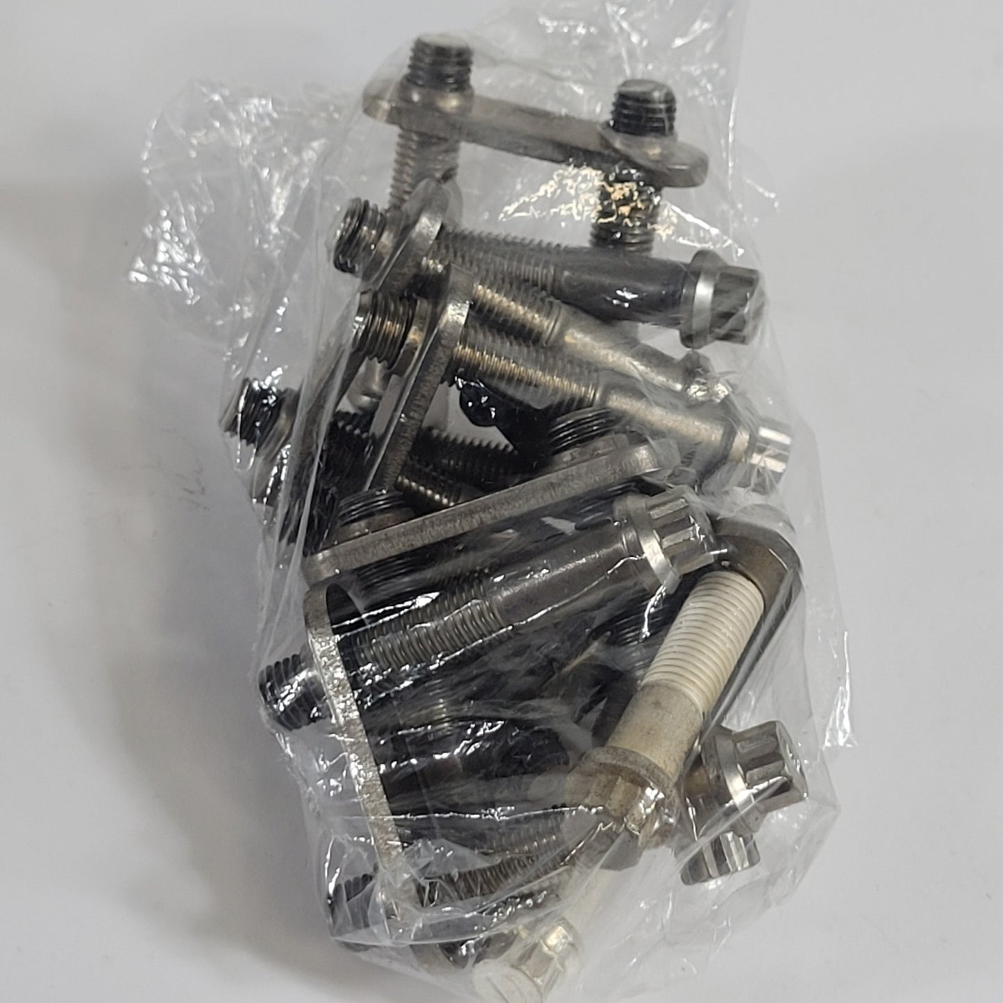 DN100CF 6" CF Conflat Hardware Kit 16 Blots w/ 8 Nuts 2" Long High Vacuum SS