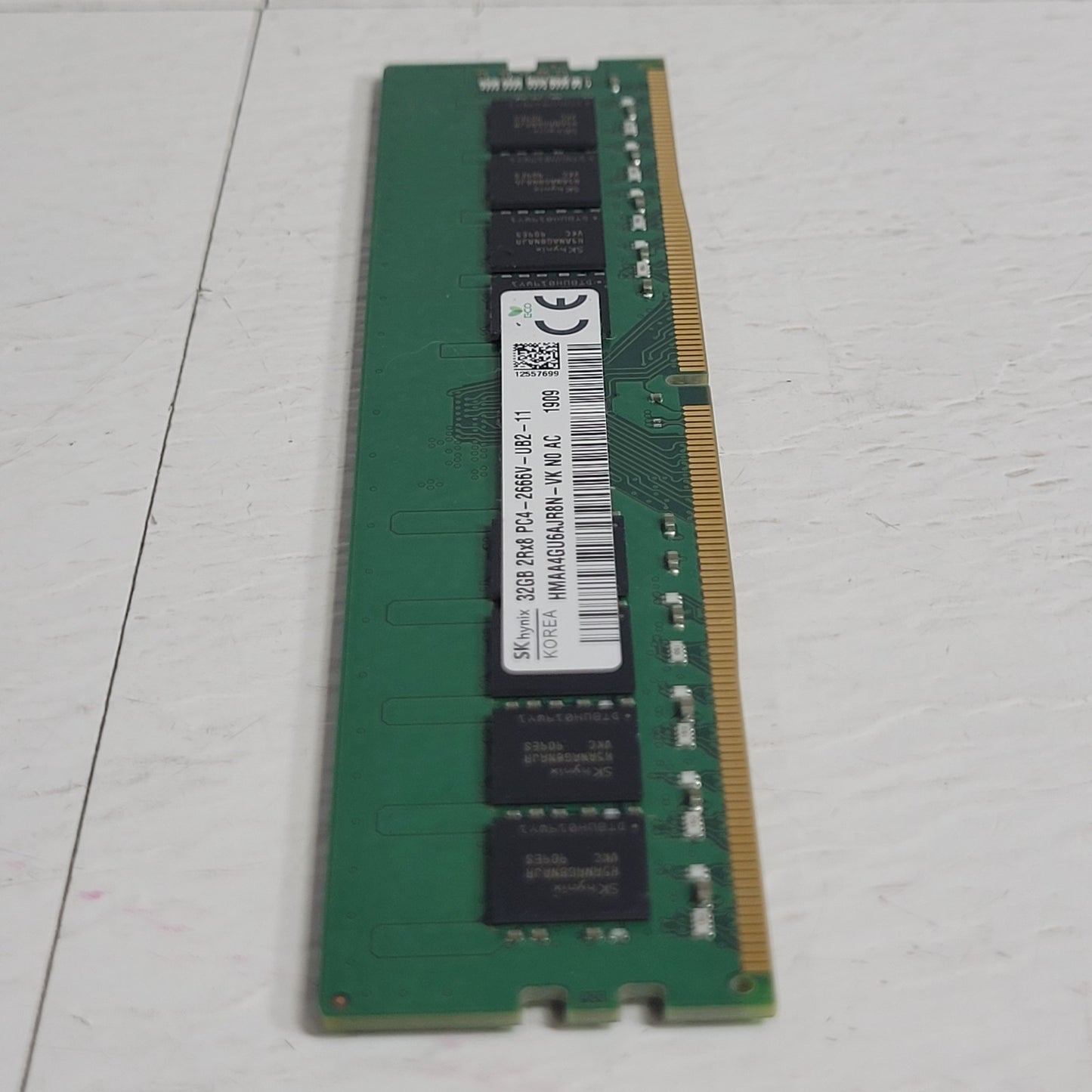 Hynix HMAA4GU6AJR8N-VK Desktop RAM 32GB DDR4-2666 2RX8 UDIMM Memory Stick