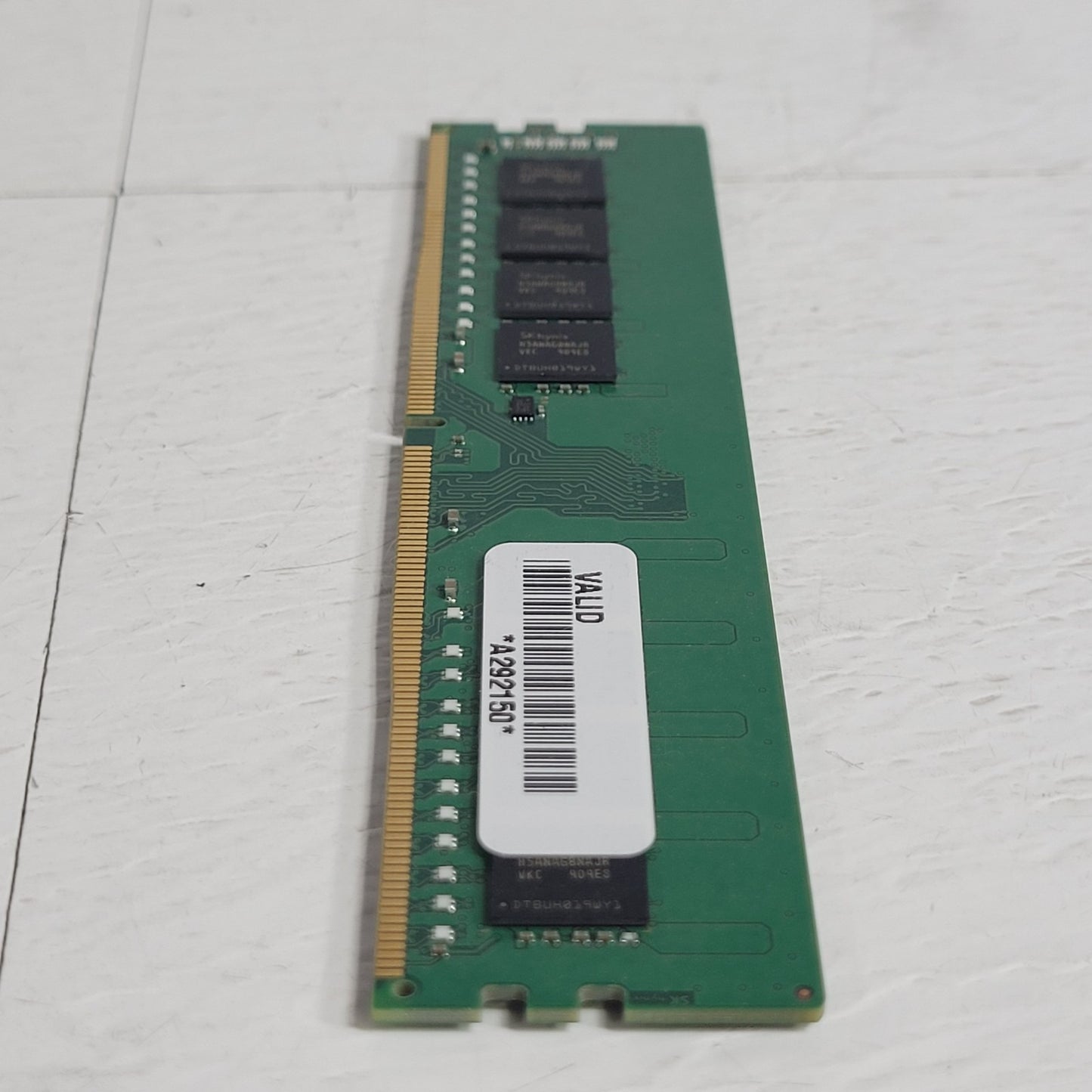 Hynix HMAA4GU6AJR8N-VK Desktop RAM 32GB DDR4-2666 2RX8 UDIMM Memory Stick
