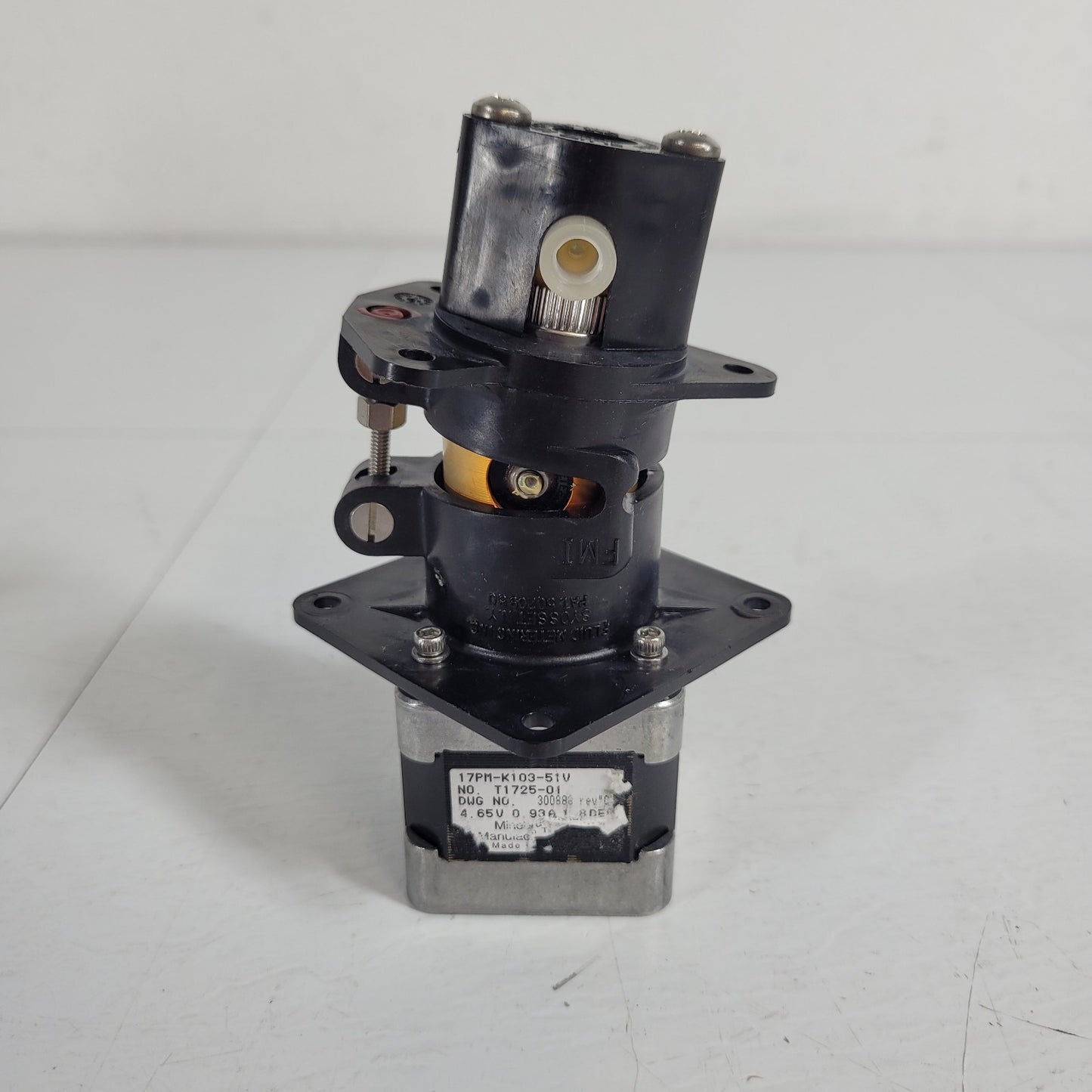 Fluid Metering Inc A55539 Precision Rotary Piston Pump 17PM-K103-51V Black Mount